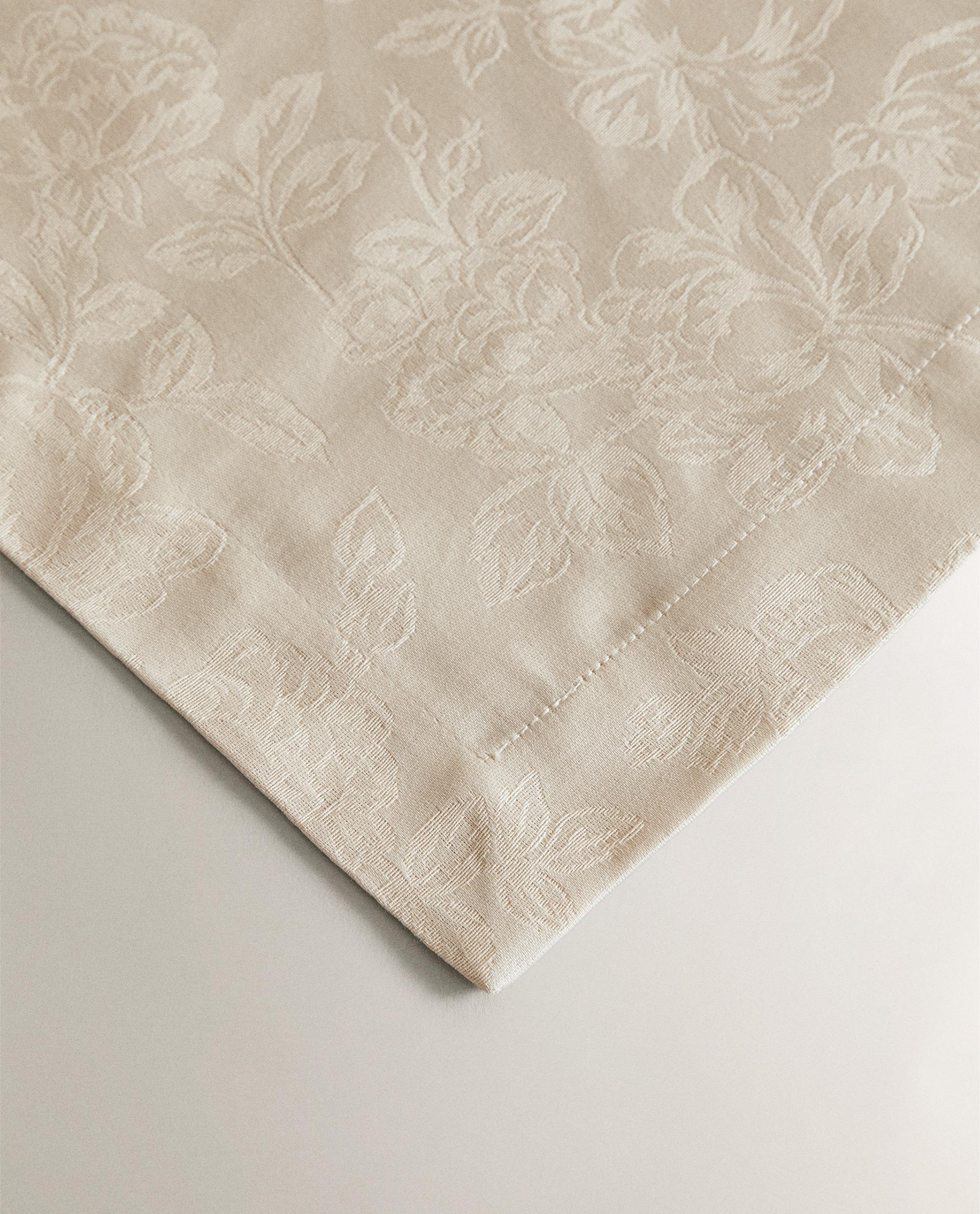 花柄ジャカードテーブルクロス | Zara Home 日本/Japan