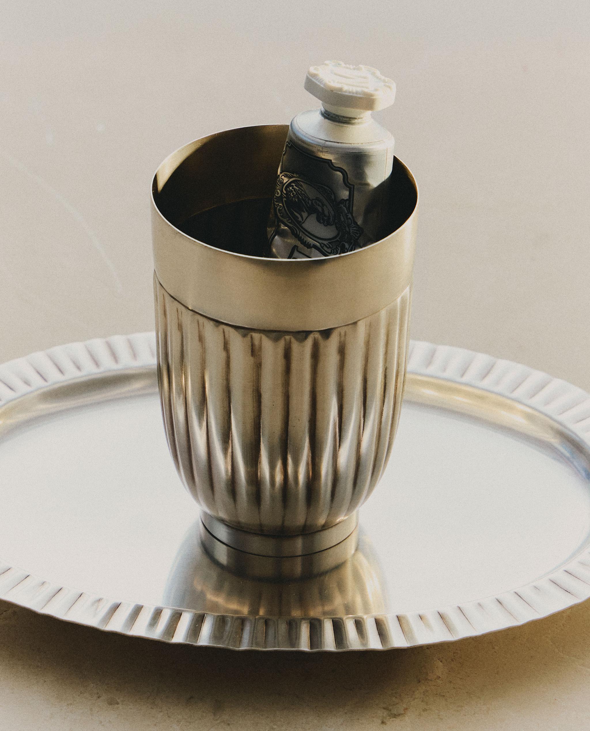 WAVY METAL BATHROOM SET product thumbnail 20