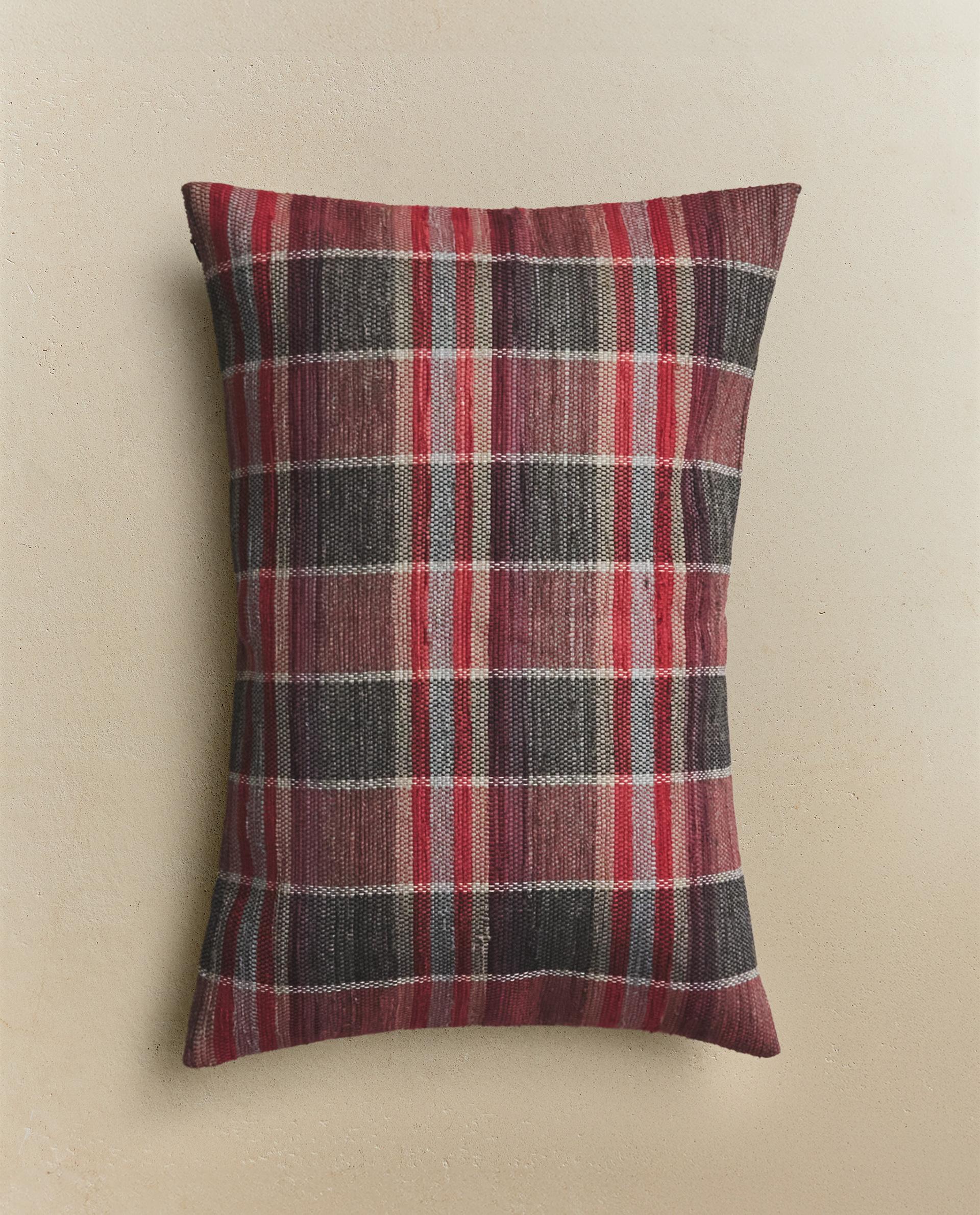 チェック柄クッションカバー | Zara Home 日本/Japan