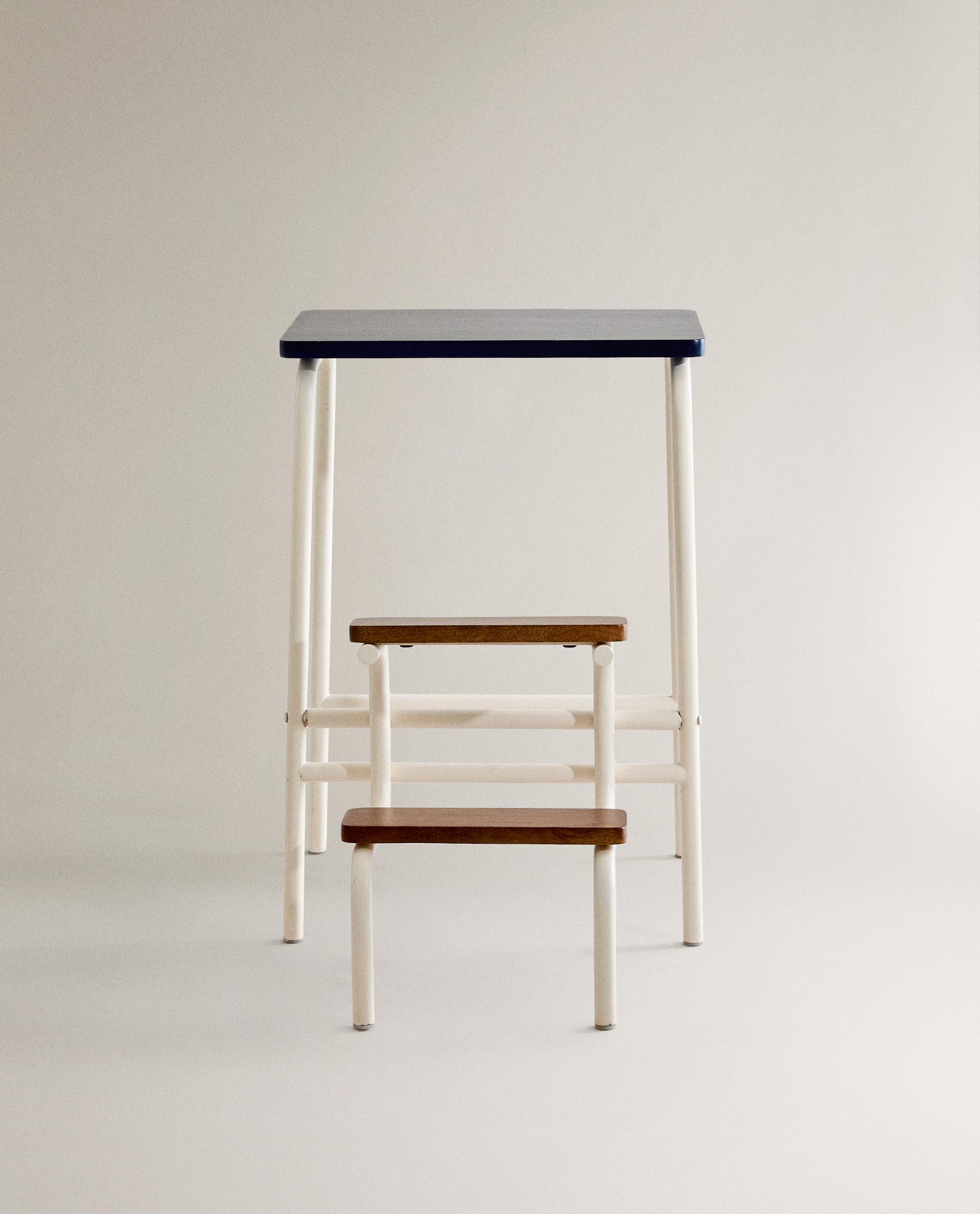 Foldable metal stool sale