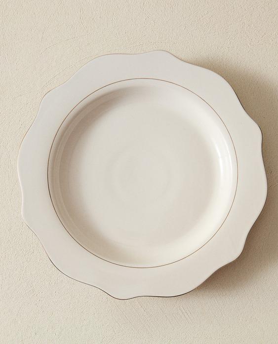 PORCELAIN DINNER PLATE WITH RIM DETAIL
