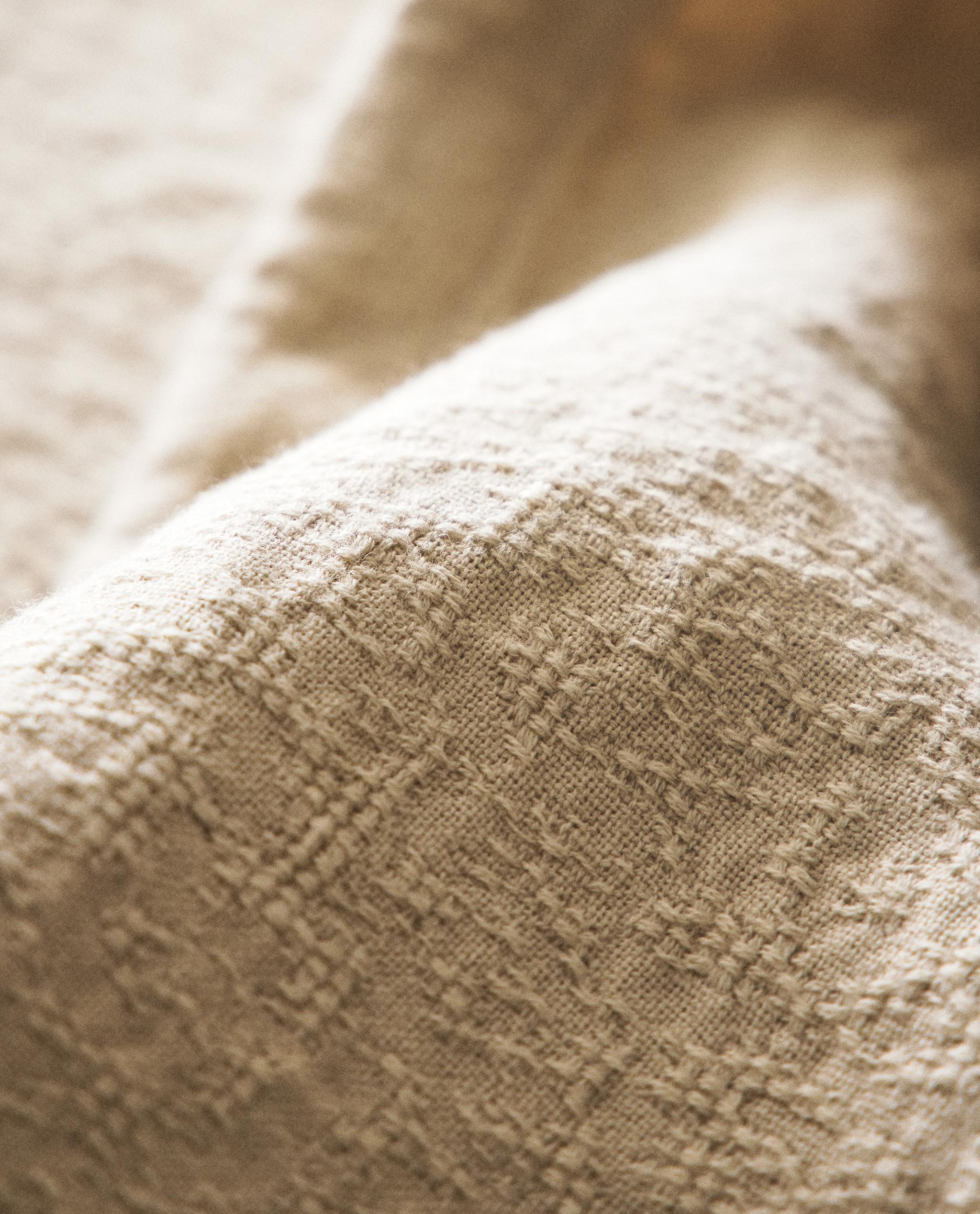 JACQUARD COTTON BEDSPREAD product thumbnail 10