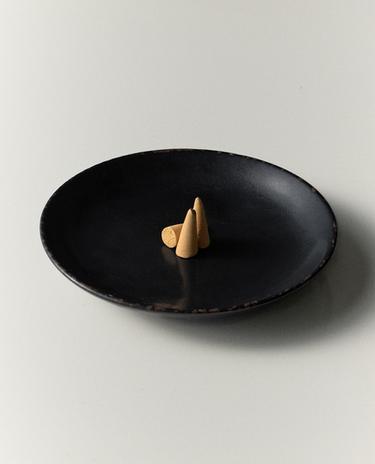 STALAK ZA PALJENJE MIRISNIH ŠTAPIĆA OD OTPORNE KERAMIKE