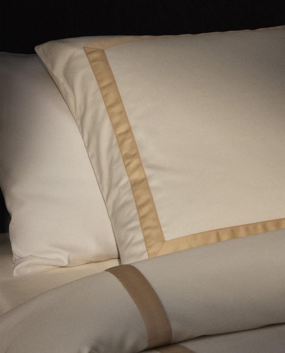 SATEEN PILLOWCASE WITH BORDER (300 THREAD COUNT)