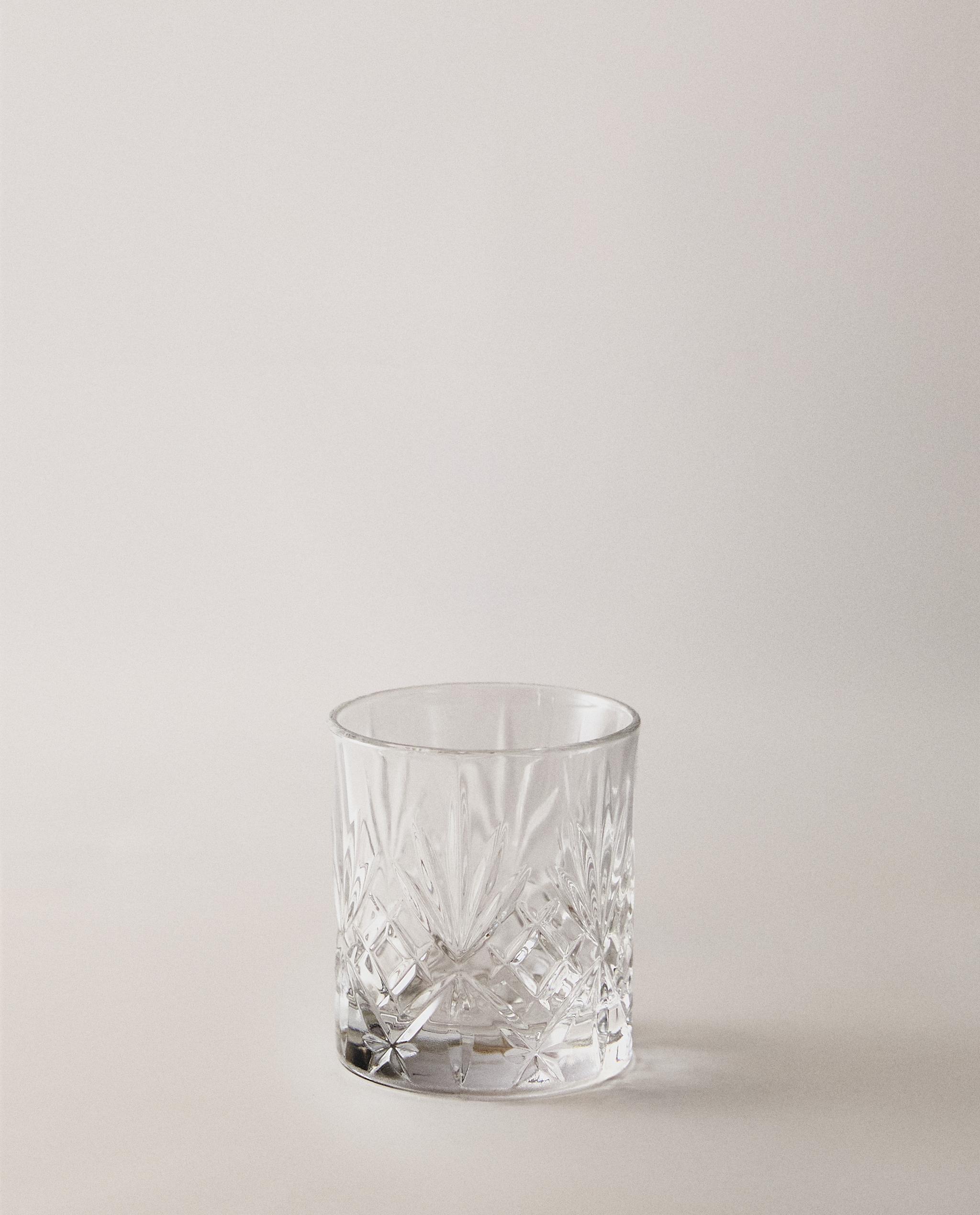ENGRAVED CRYSTALLINE SHOT GLASS