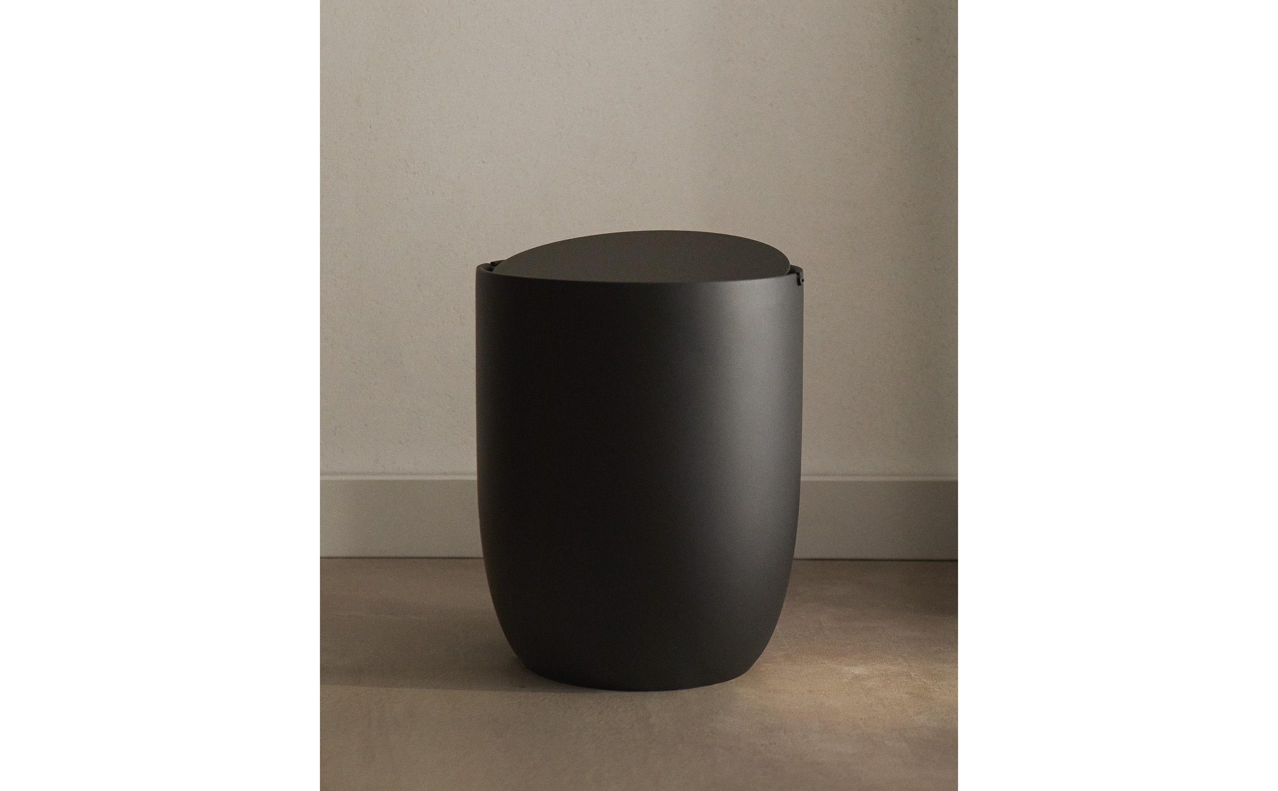 RESIN BATHROOM BIN