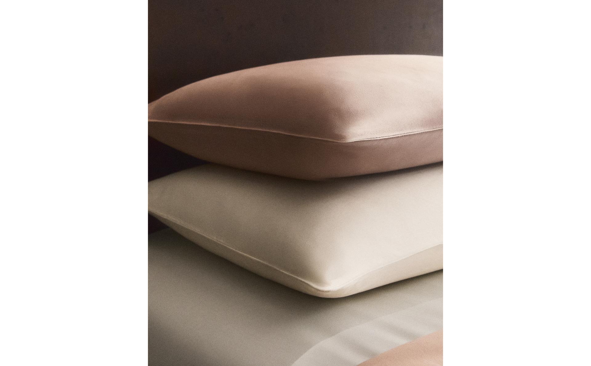 غلاف مخدة ساتان (كثافة 500 خيط) غلاف مخدة ساتان (كثافة 500 خيط)