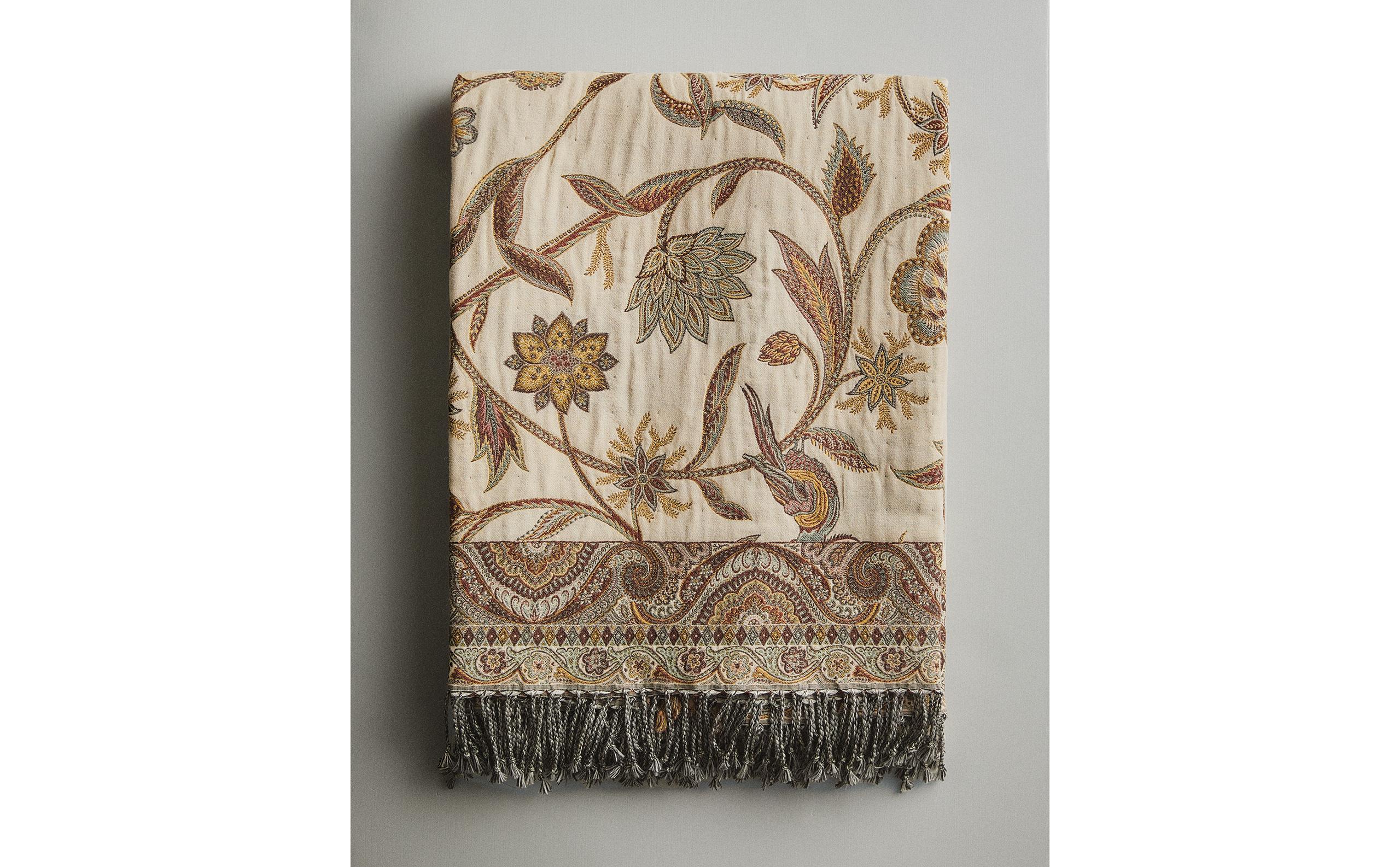 フラワージャカ―ド ブランケット | Zara Home 日本/Japan