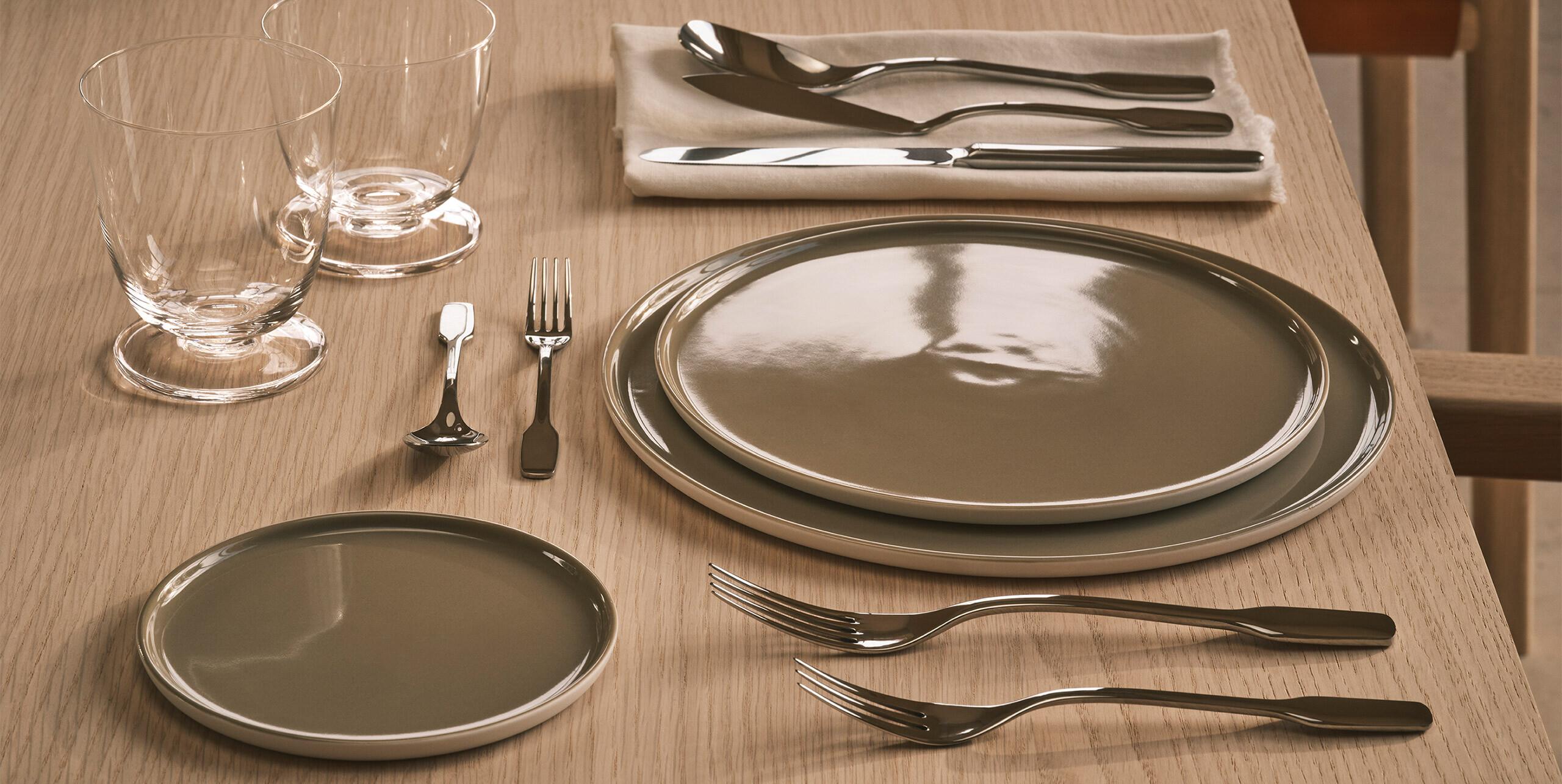 Dining tables | Zara Home United States of America