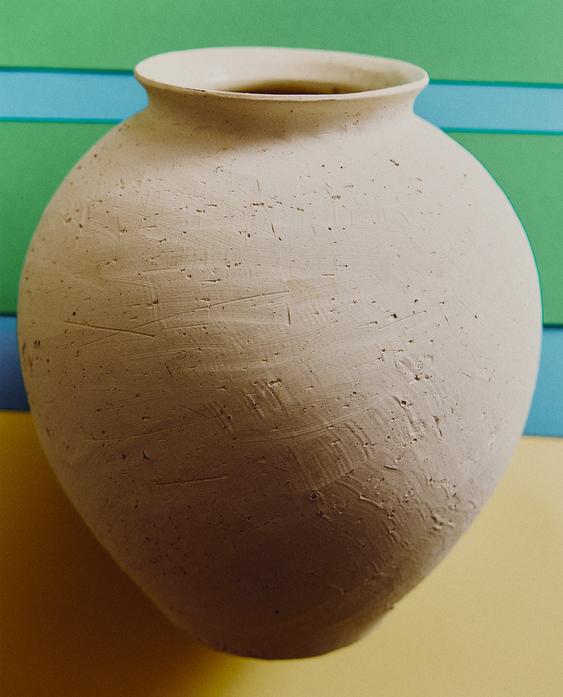 TEXTURED CERAMIC VASE TEXTURED CERAMIC VASE