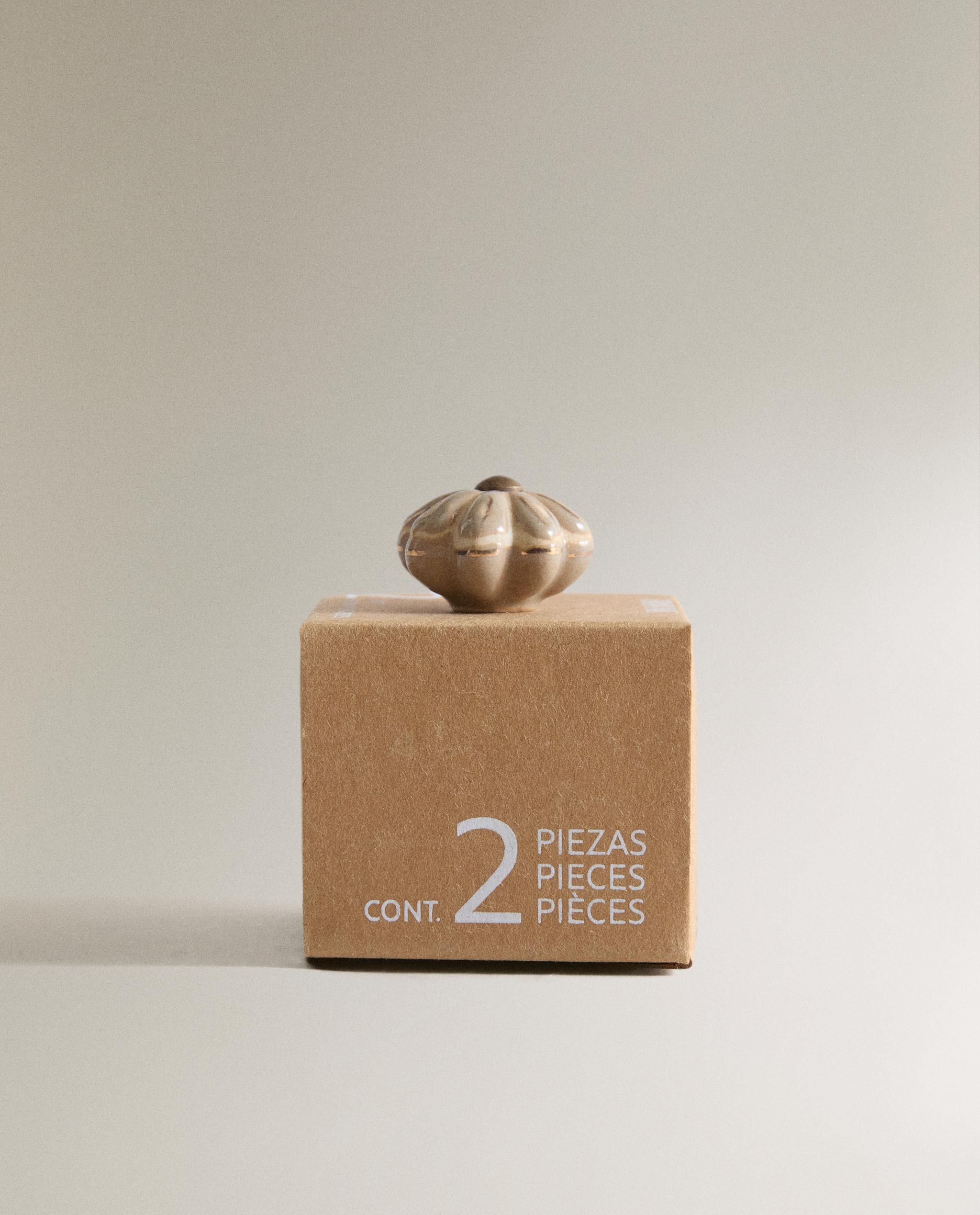 PACK OF CERAMIC FLOWER DOOR KNOBS (PACK OF 2) product thumbnail 10