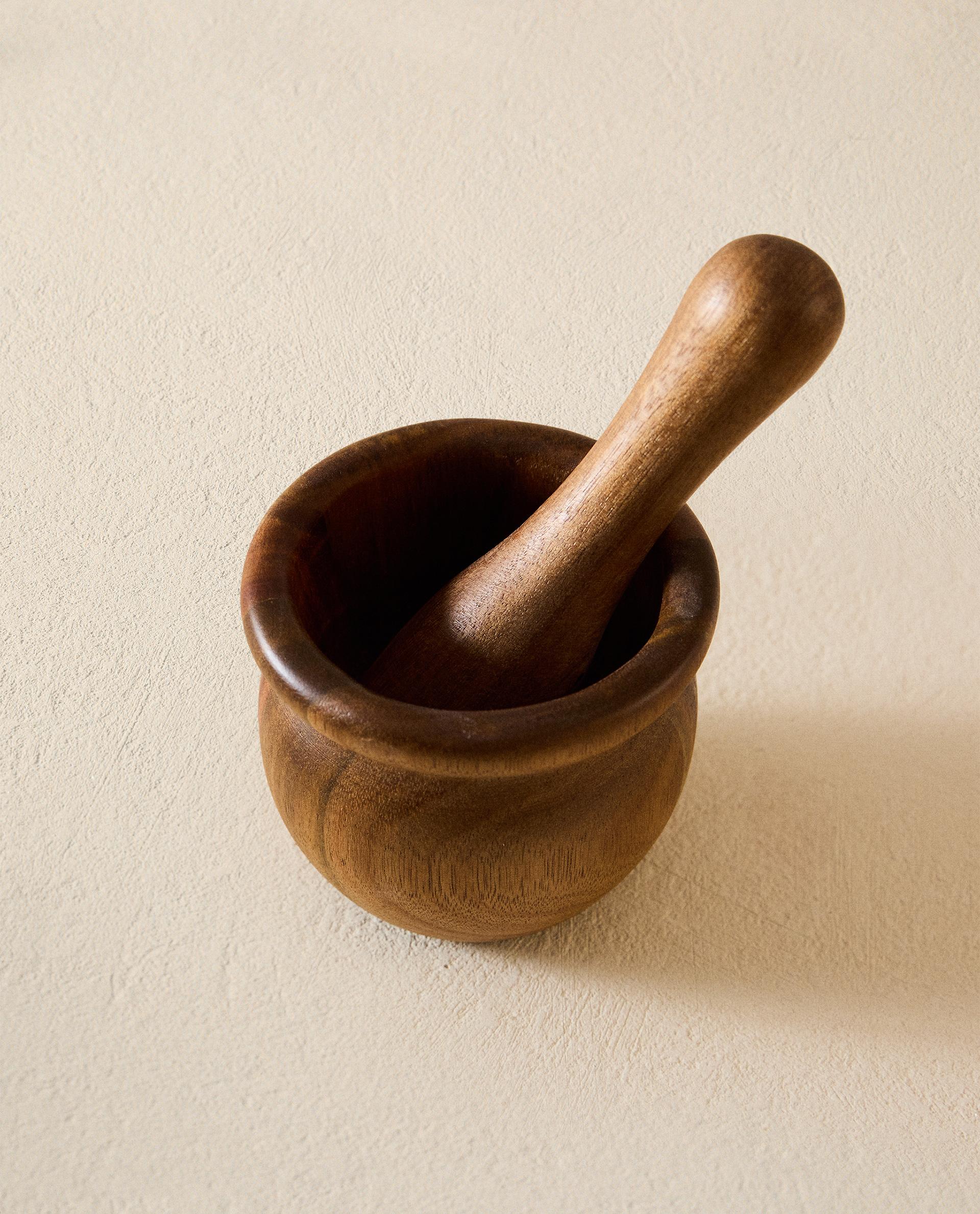 PESTLE AND MORTAR MADE OF ACACIA WOOD | Zara Home Canada