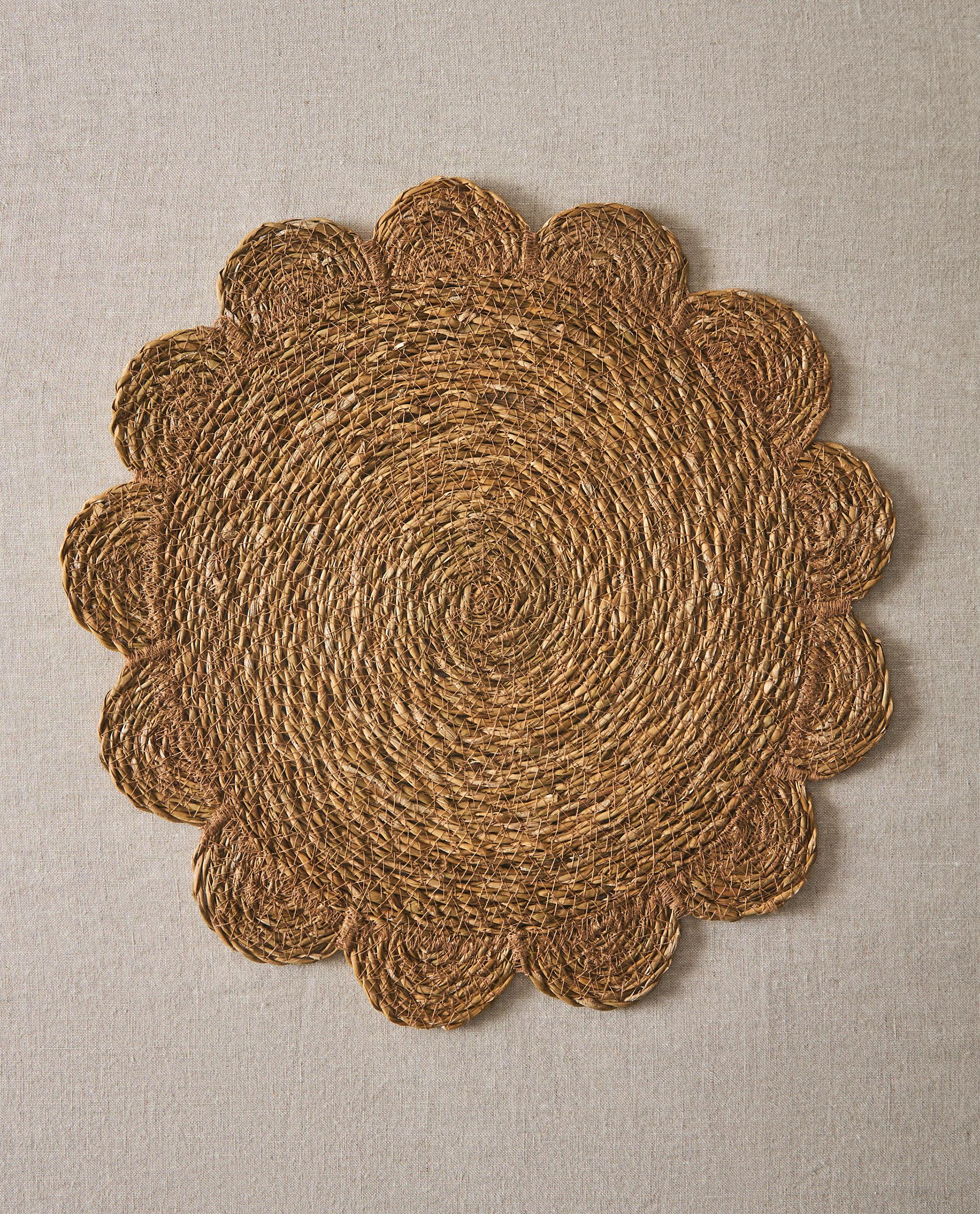 FLOWER RATTAN PLACEMAT product thumbnail 14