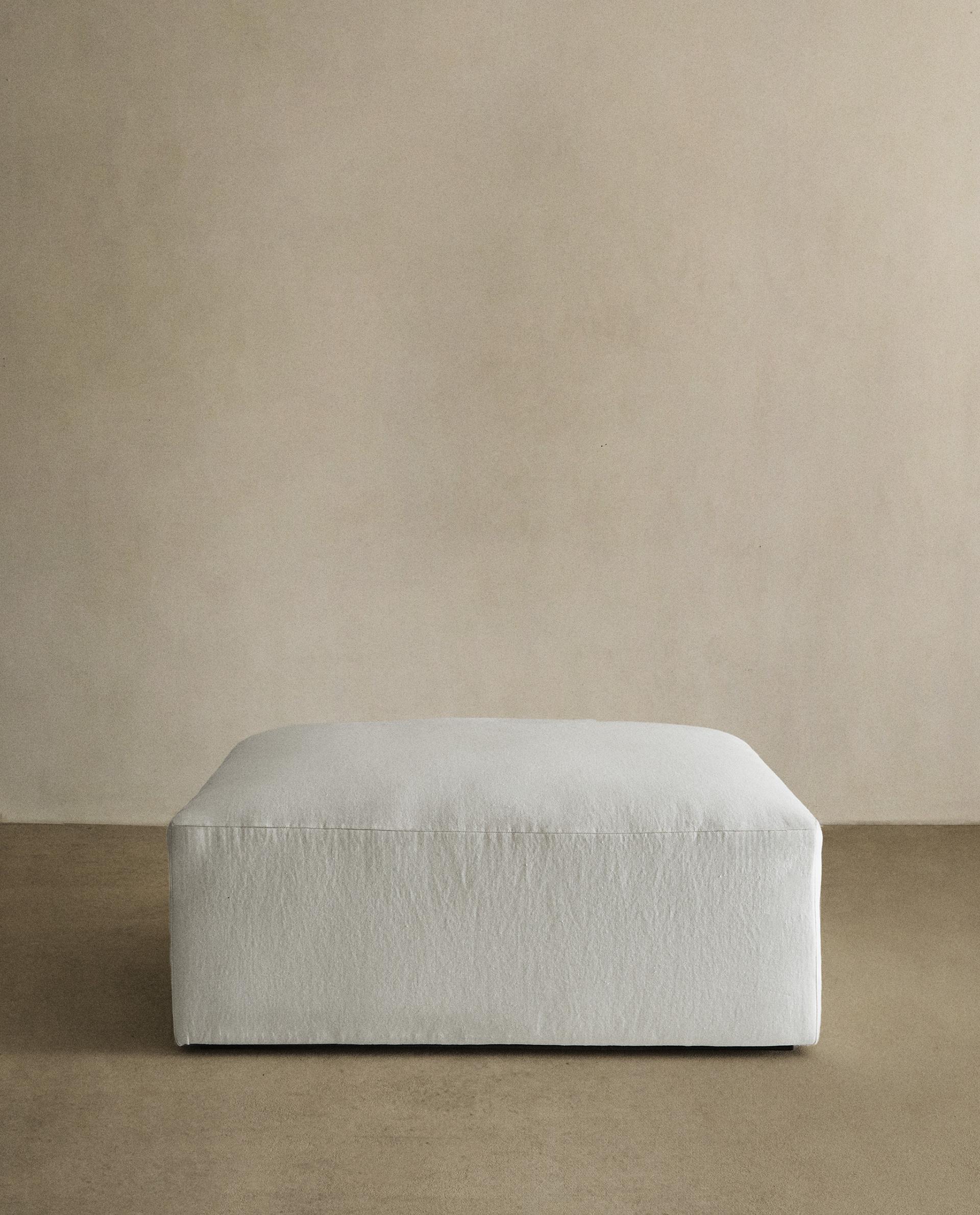 WASHED LINEN POUF WASHED LINEN POUF