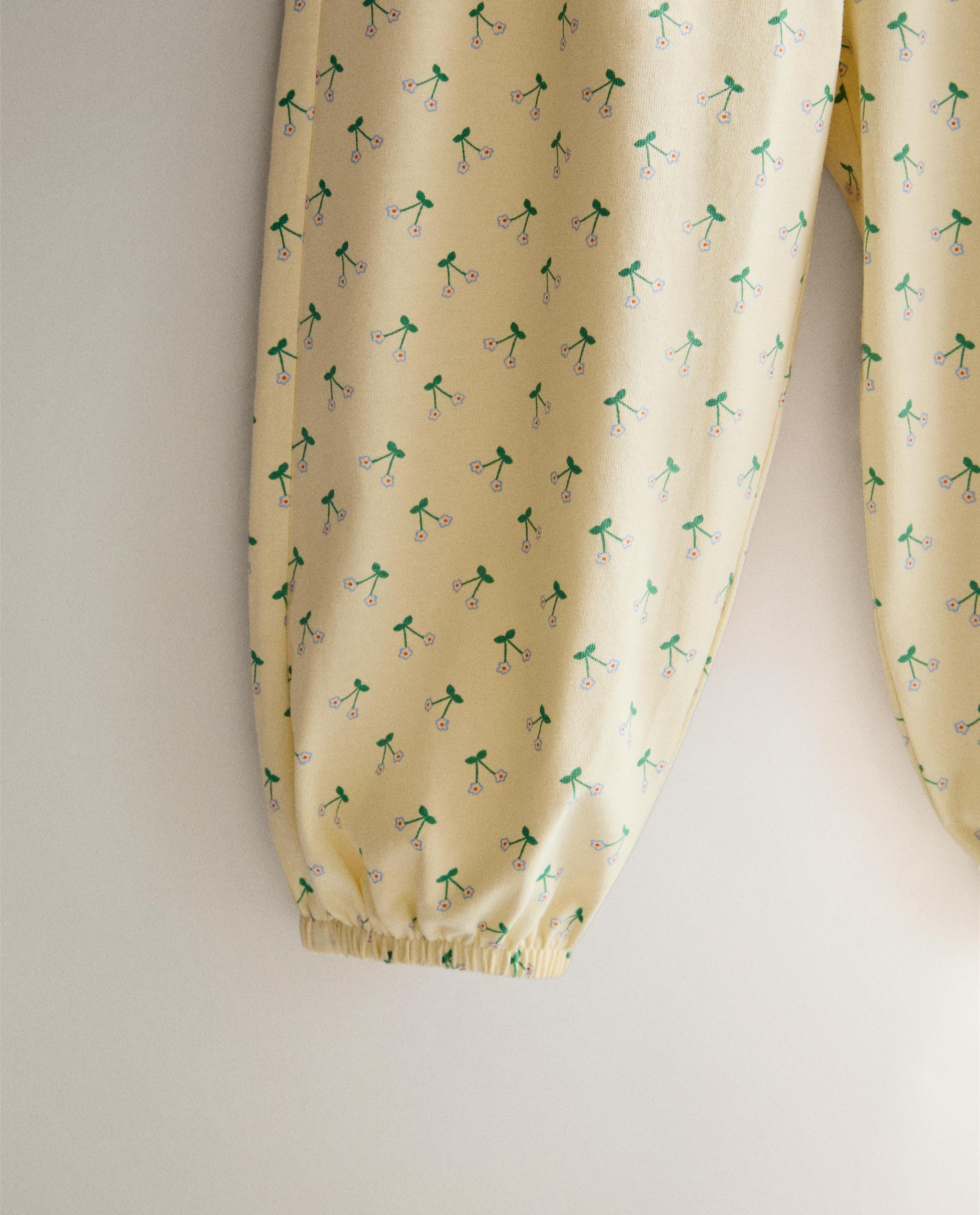 KIDS' FLORAL PYJAMAS product thumbnail 4
