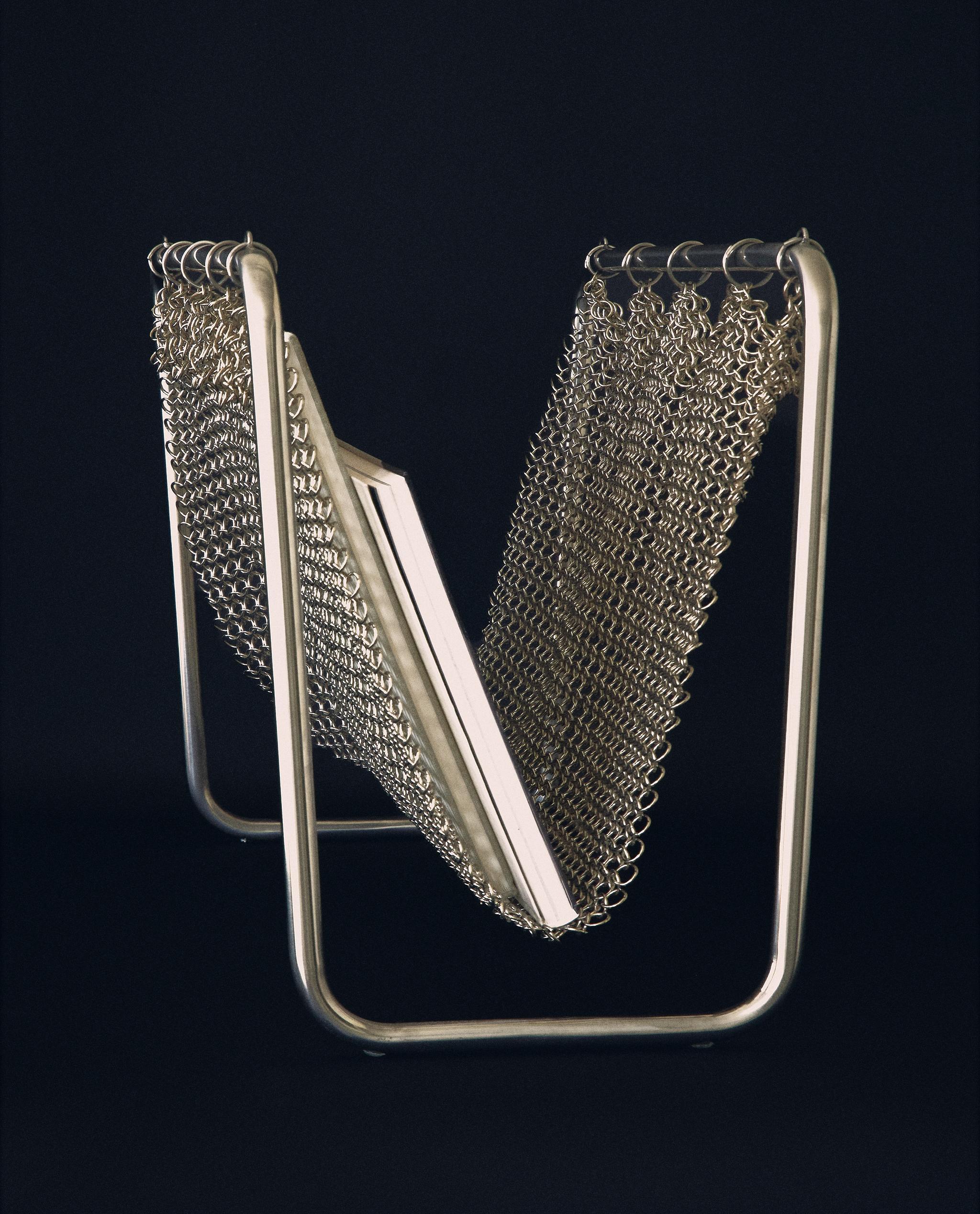 METAL MESH MAGAZINE RACK product thumbnail 10
