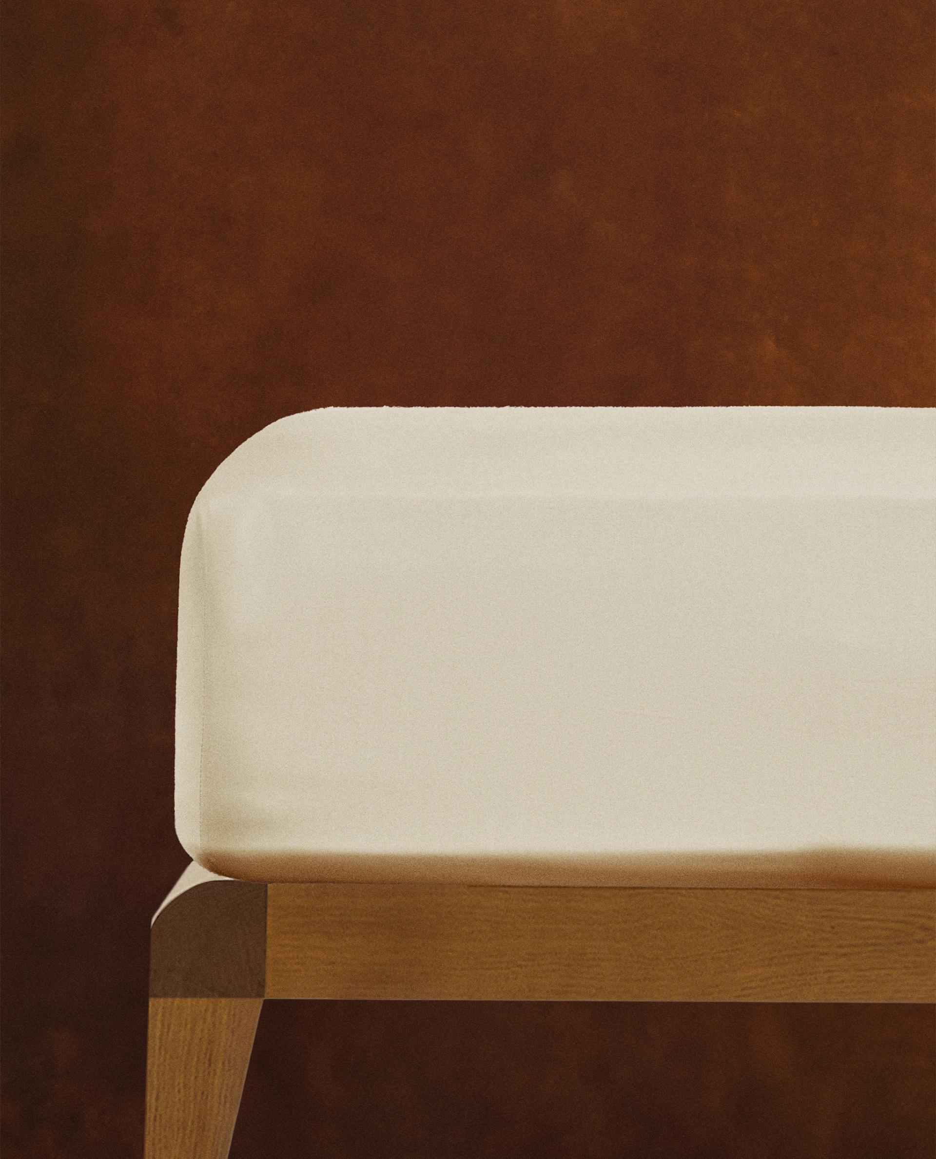 PERCALE FITTED SHEET | 40 CM HIGH (300 THREAD COUNT) product thumbnail 14