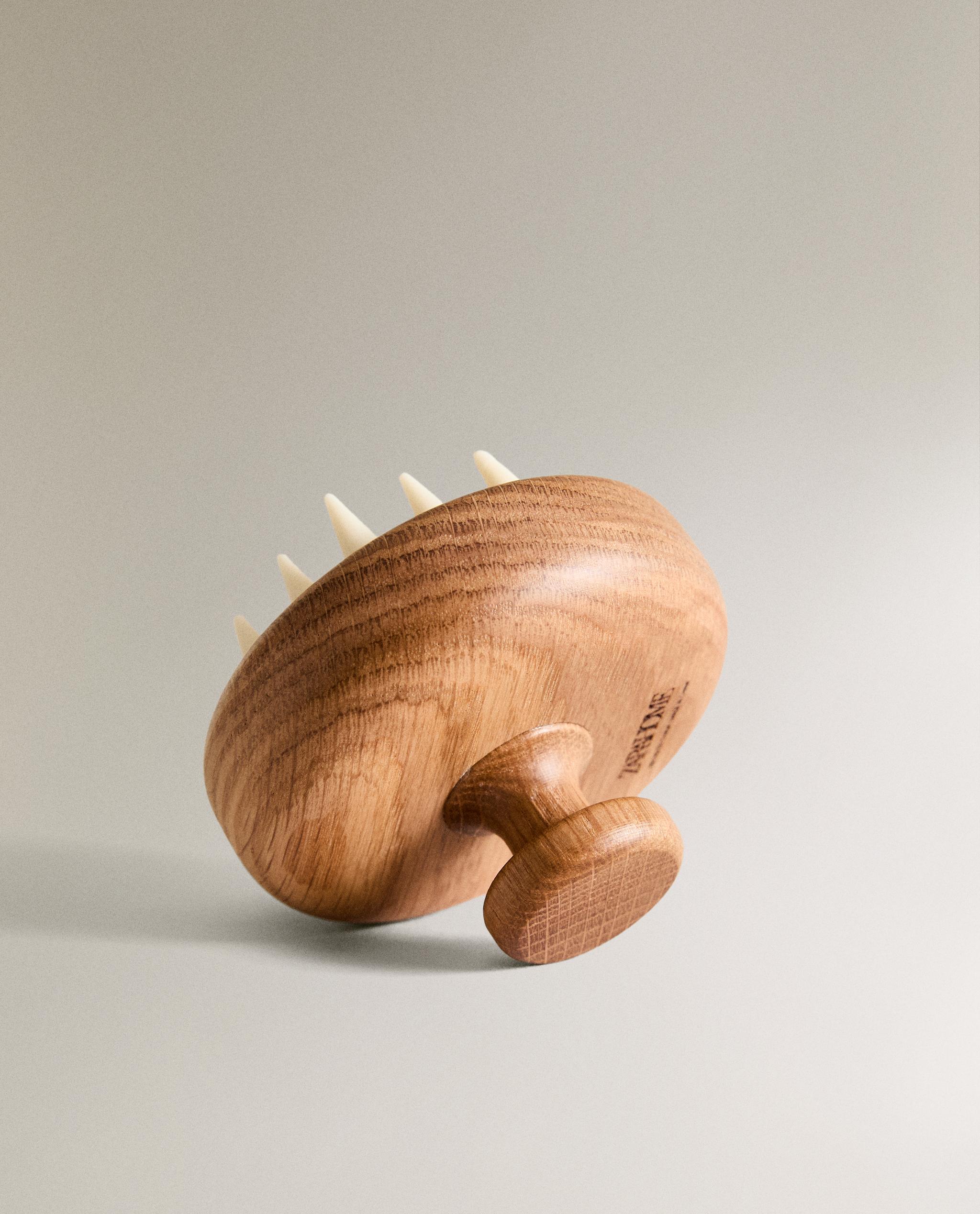 SCALP MASSAGER