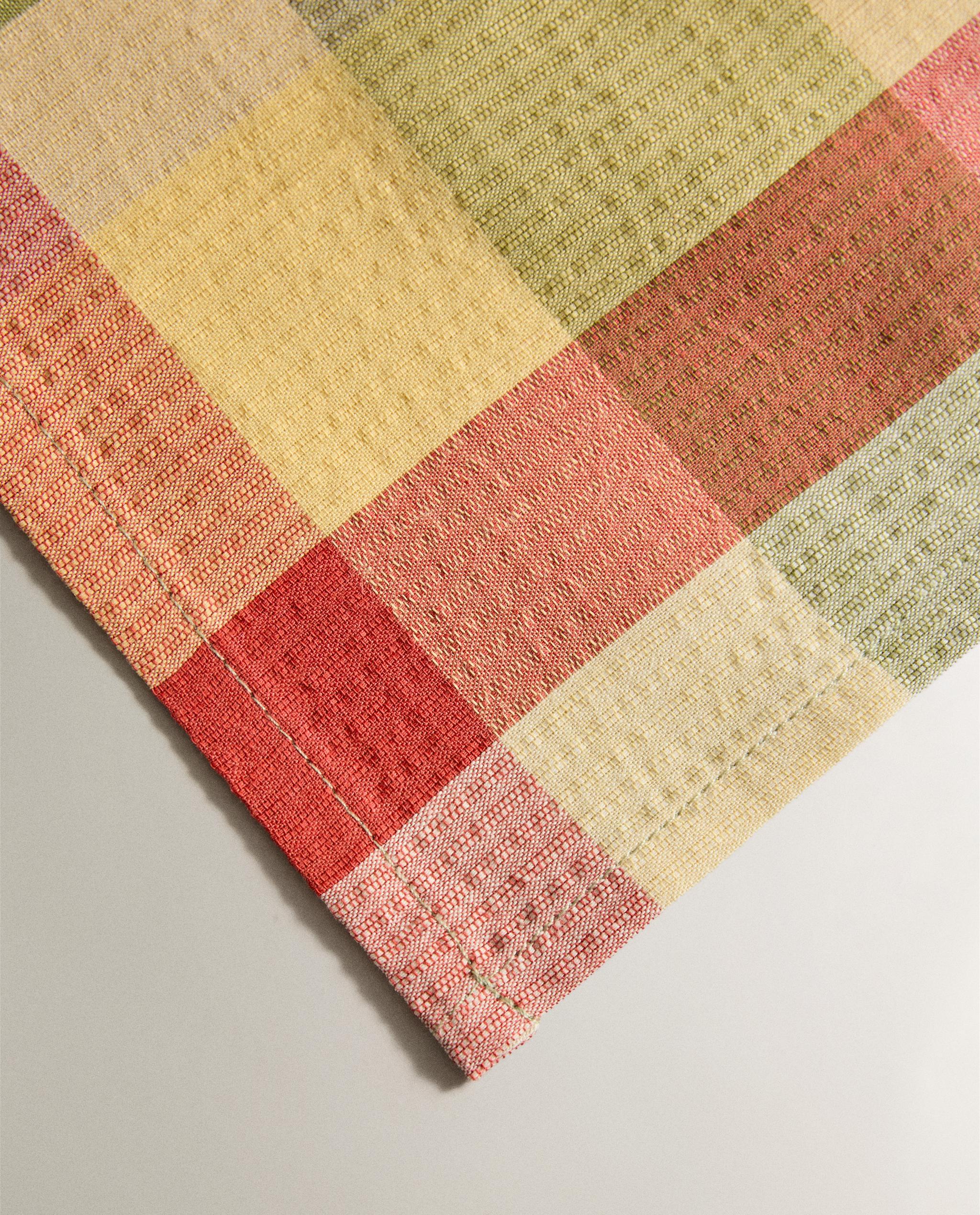 PACK OF CHECK COTTON NAPKINS (PACK OF 2) product thumbnail 8