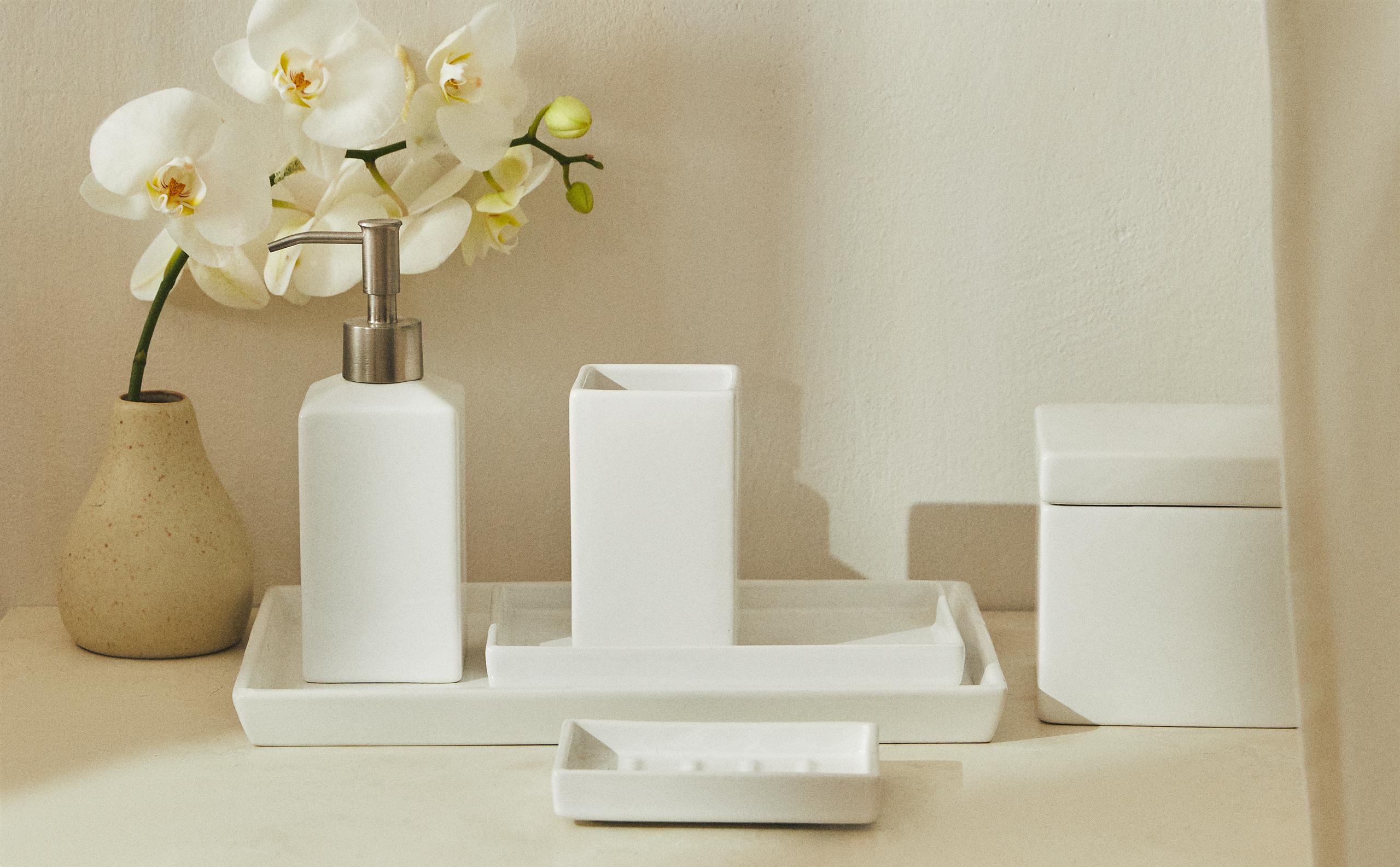 WHITE EARTHENWARE BATHROOM SET