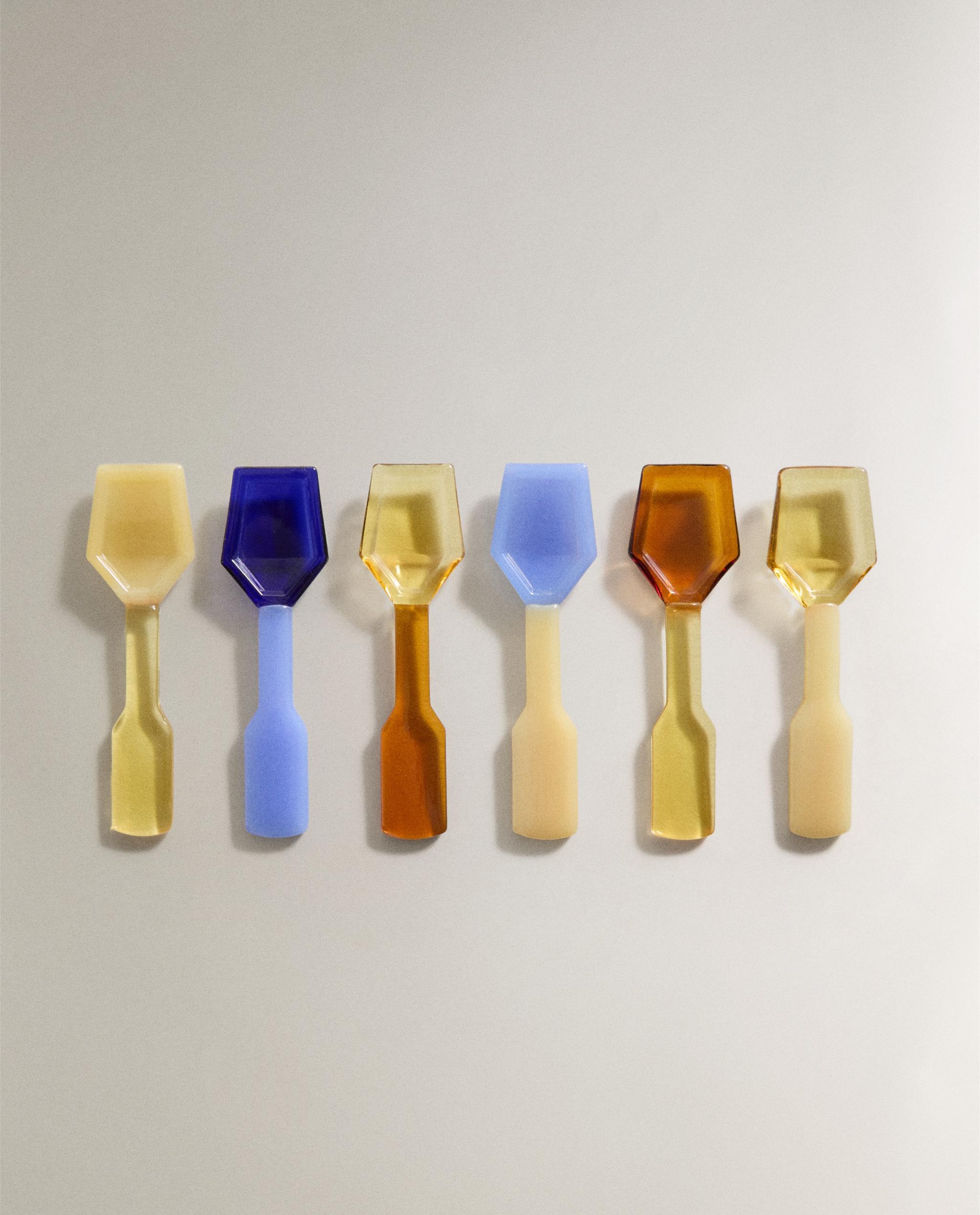 PACK OF COLOURED BOROSILICATE ICE CREAM DESSERT SPOONS (PACK OF 6) product thumbnail 3