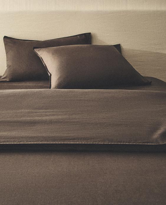 BETTBEZUG AUS GEWASCHENEM LEINEN (140 G/M²) BETTBEZUG AUS GEWASCHENEM LEINEN (140 G/M²)