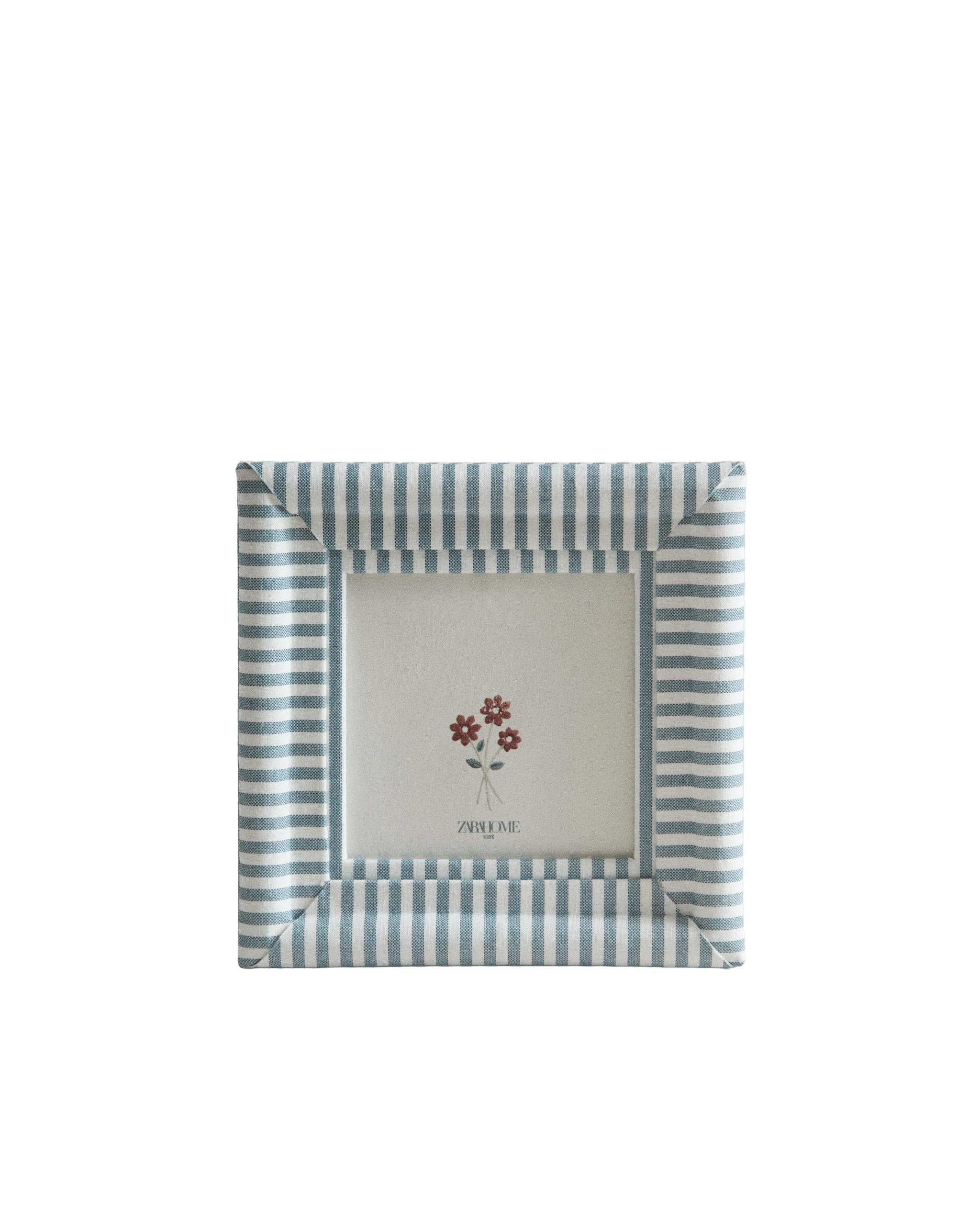 CHILDREN'S SQUARE STRIPED PHOTO FRAME product thumbnail 3