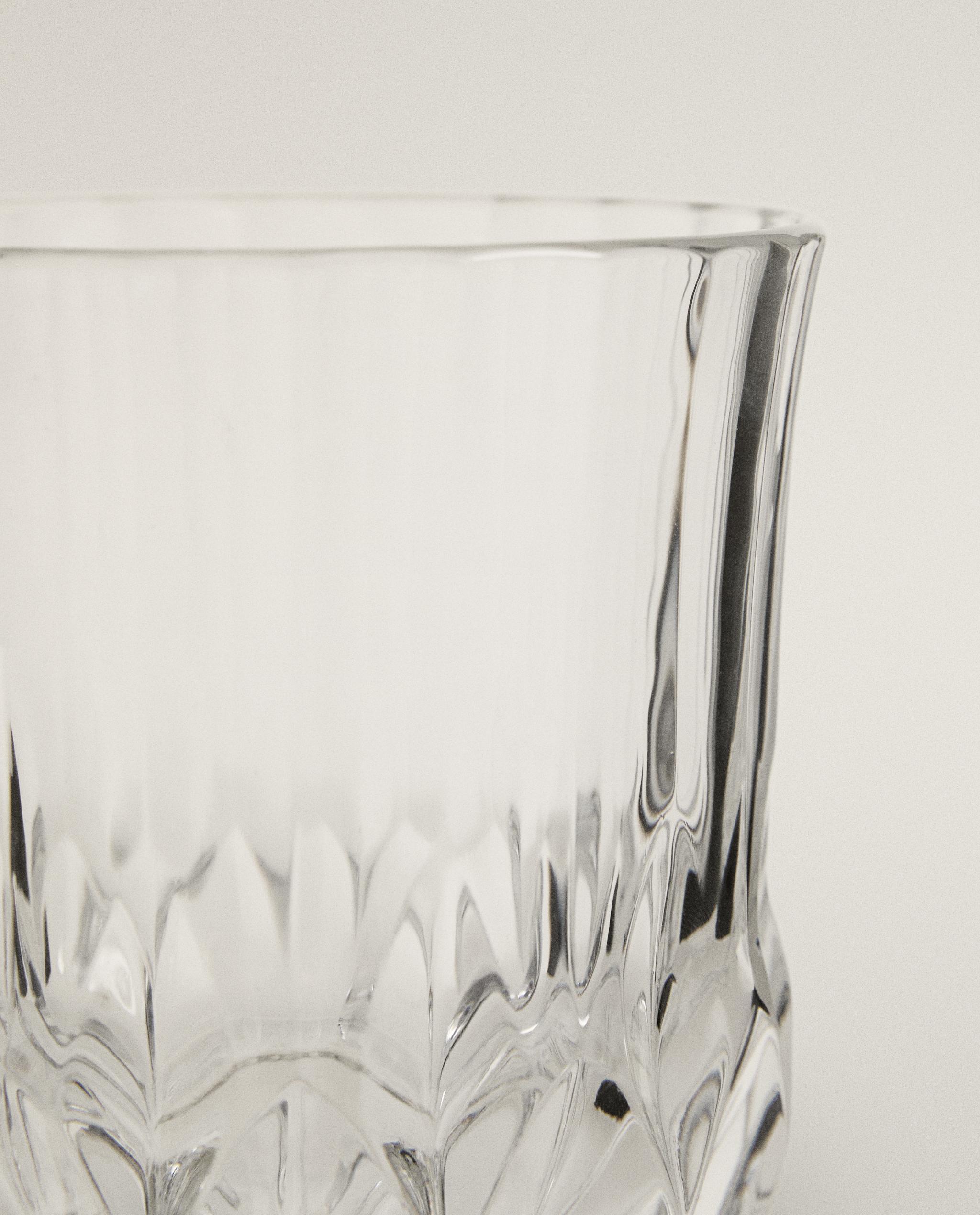 ENGRAVED-EFFECT CRYSTALLINE TUMBLER product thumbnail 2