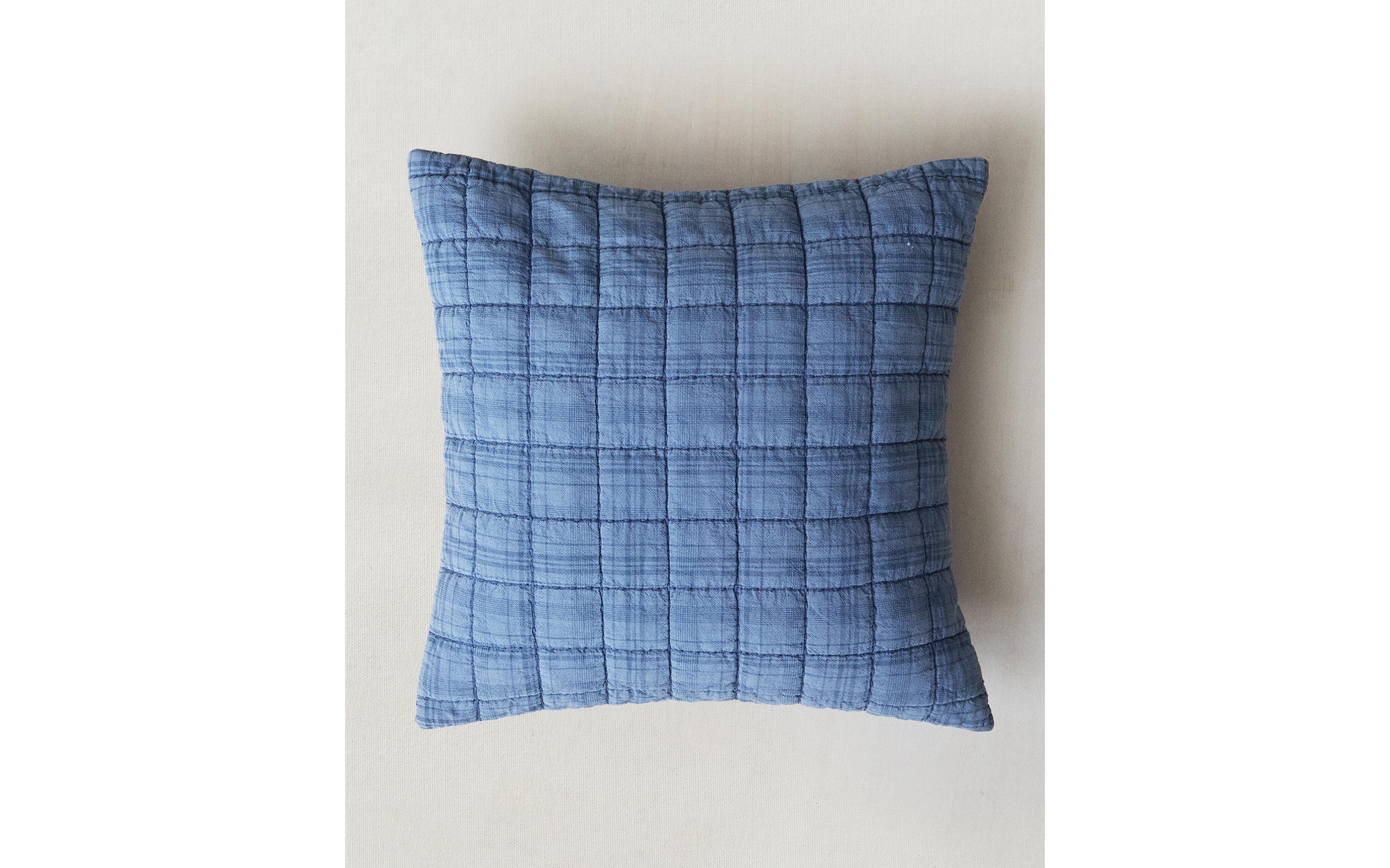 CHILDREN'S REVERSIBLE CHECK CUSHION COVER product thumbnail 10