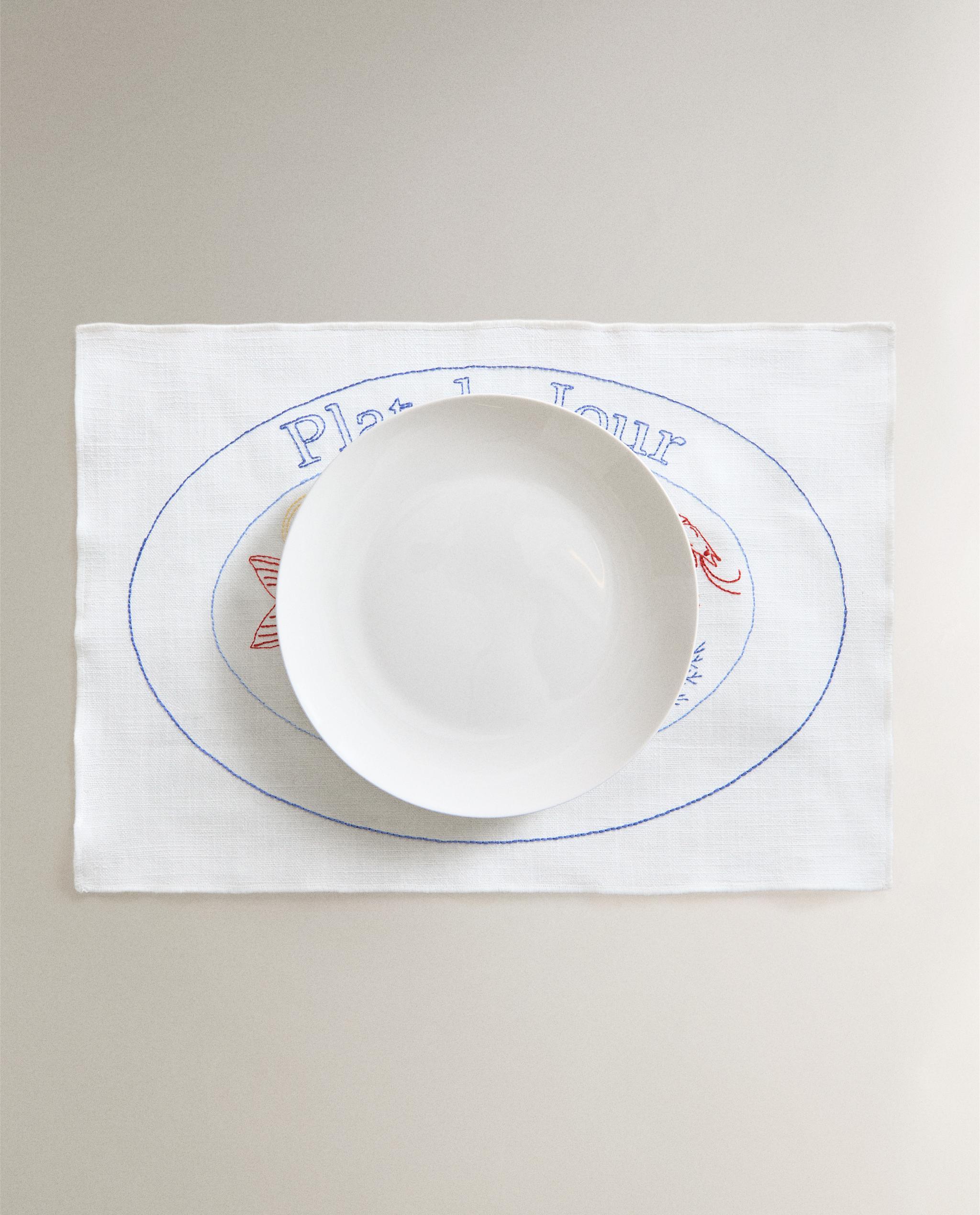 PLACEMAT WITH FISH EMBROIDERY product thumbnail 5