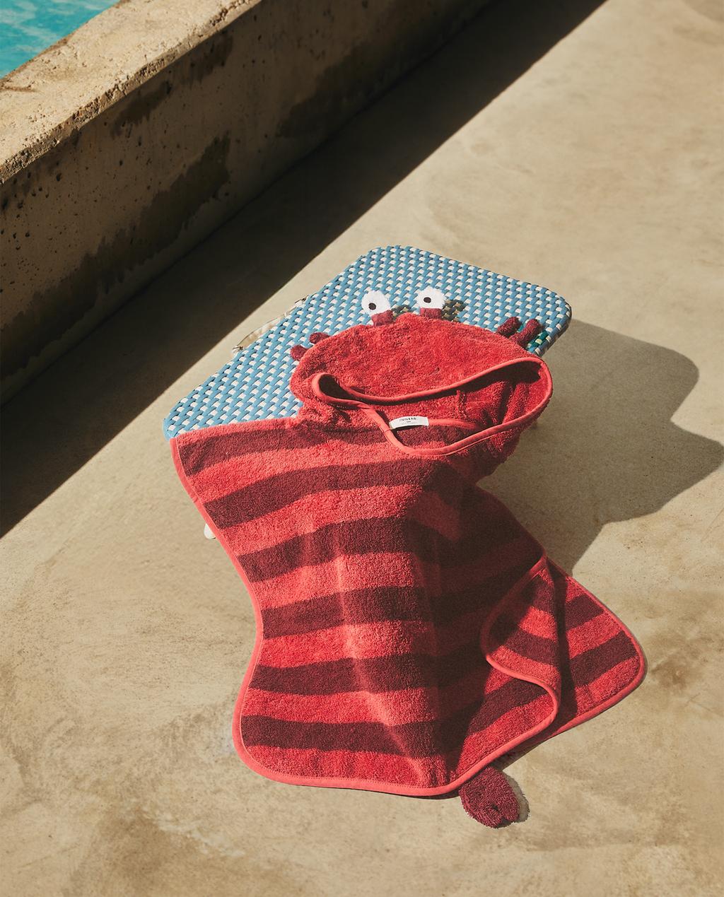 KIDS’ LOBSTER BEACH PONCHO KIDS’ LOBSTER BEACH PONCHO