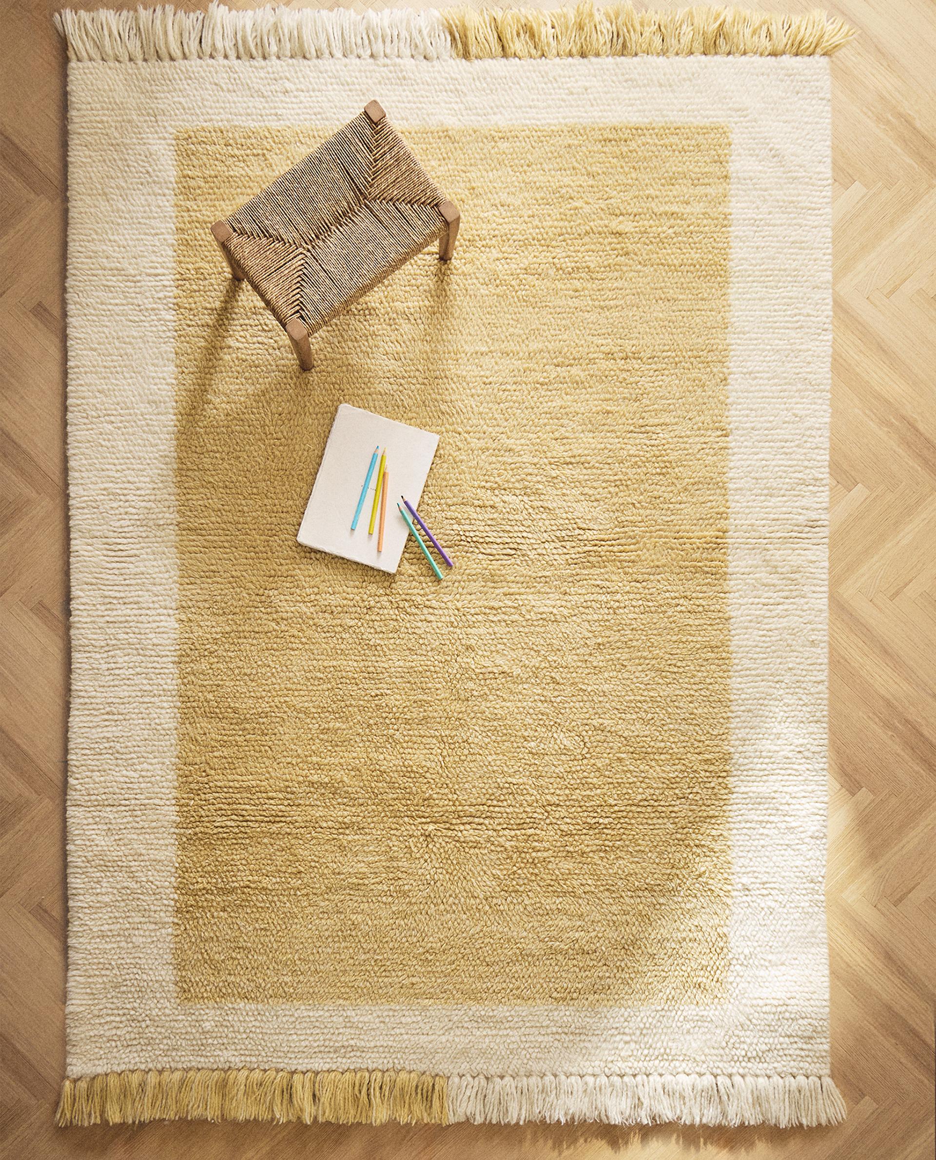 ZARA HOME ウール ラグ　クリーム色　未使用 ZARA HOME ウール ラグ クリーム色 未使用 - メルカリ