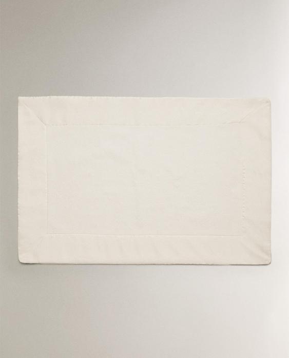 BATH MAT WITH FABRIC BAND BATH MAT WITH FABRIC BAND