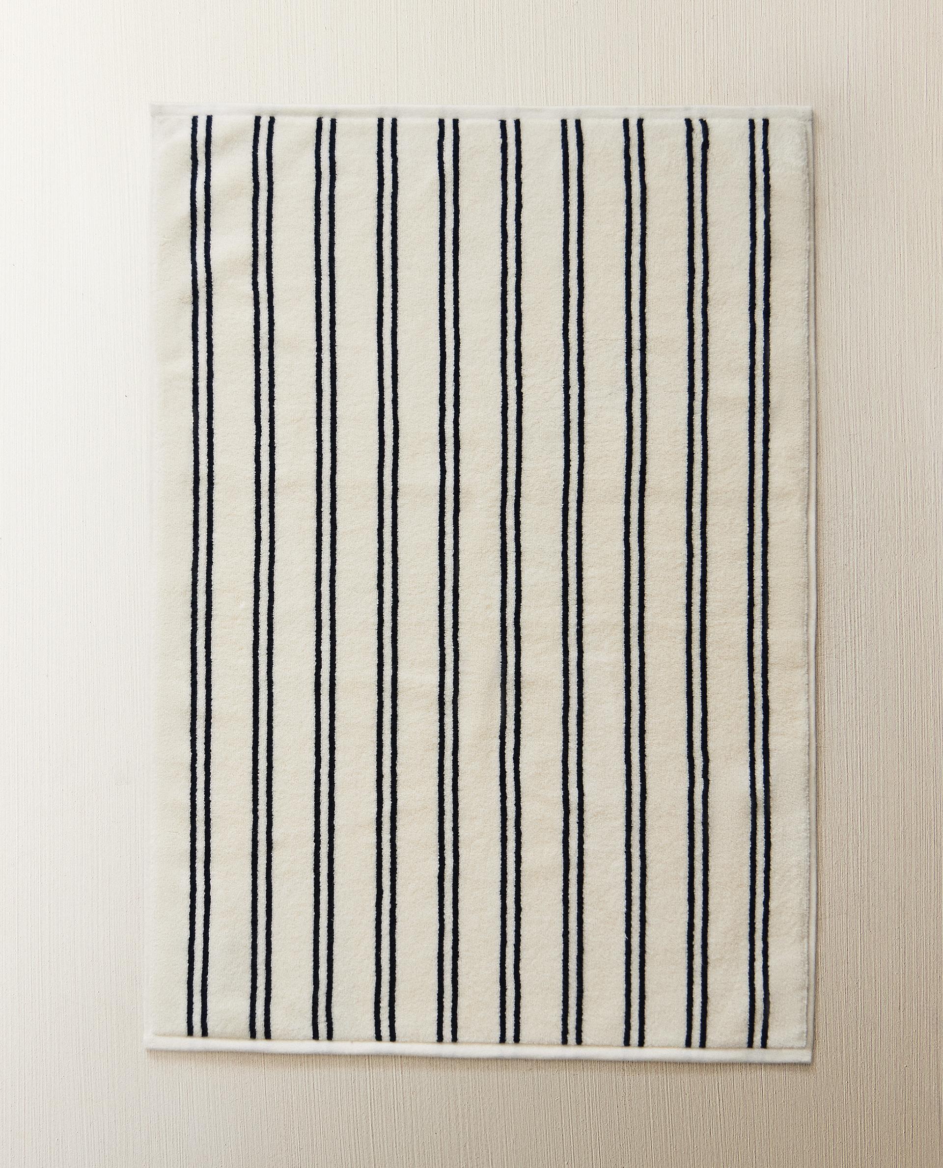 DOUBLE STRIPE BATH MAT product thumbnail 15