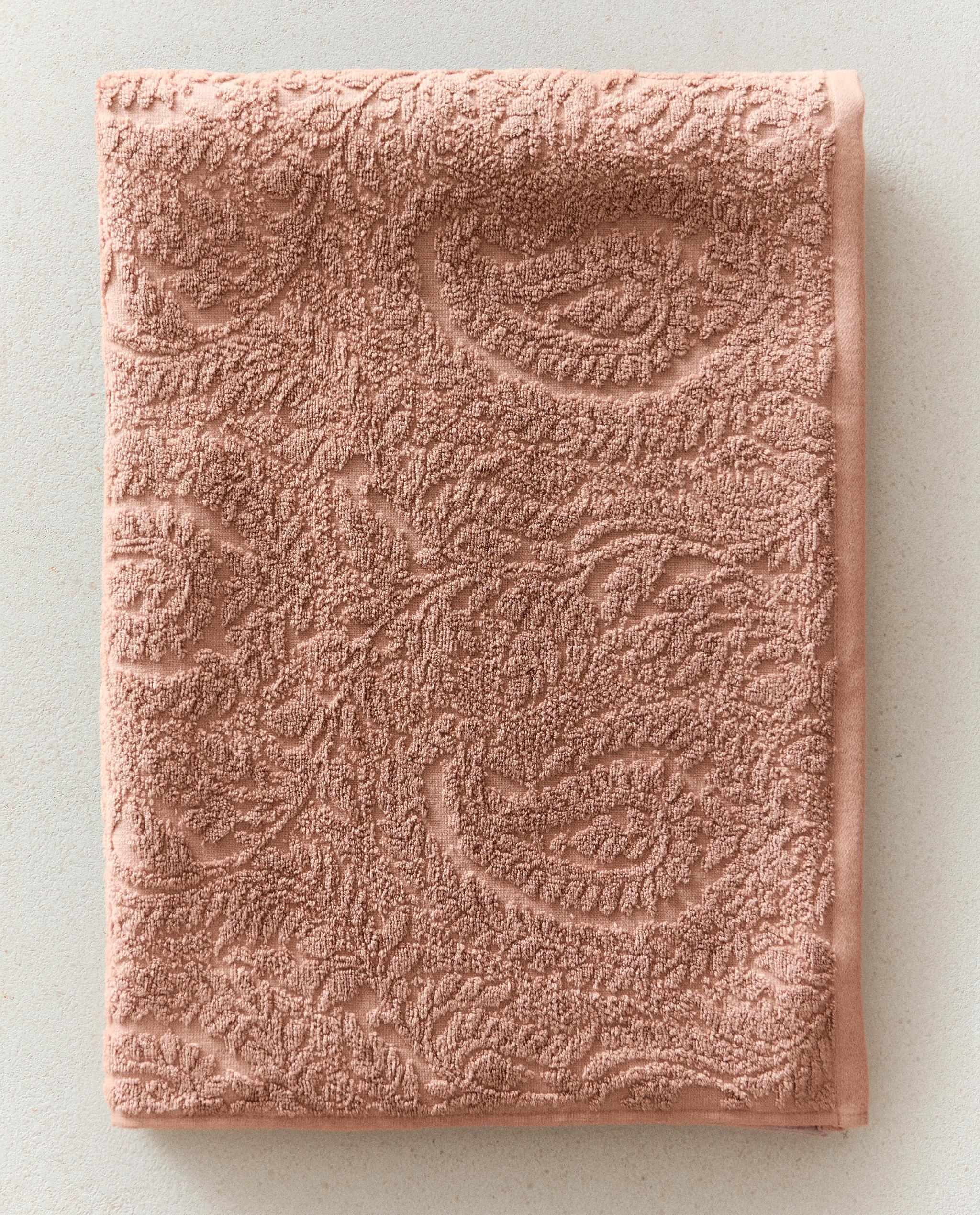 PAISLEY JACQUARD BATH TOWEL product thumbnail 8