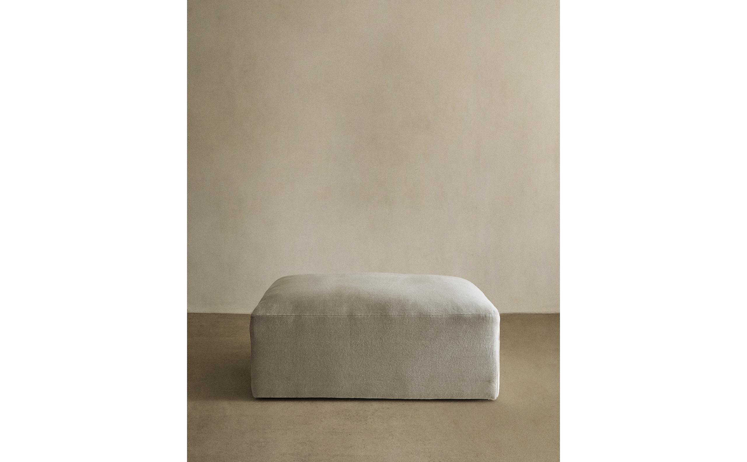 リネン アップホルスタード アームチェア | Zara Home 日本/Japan