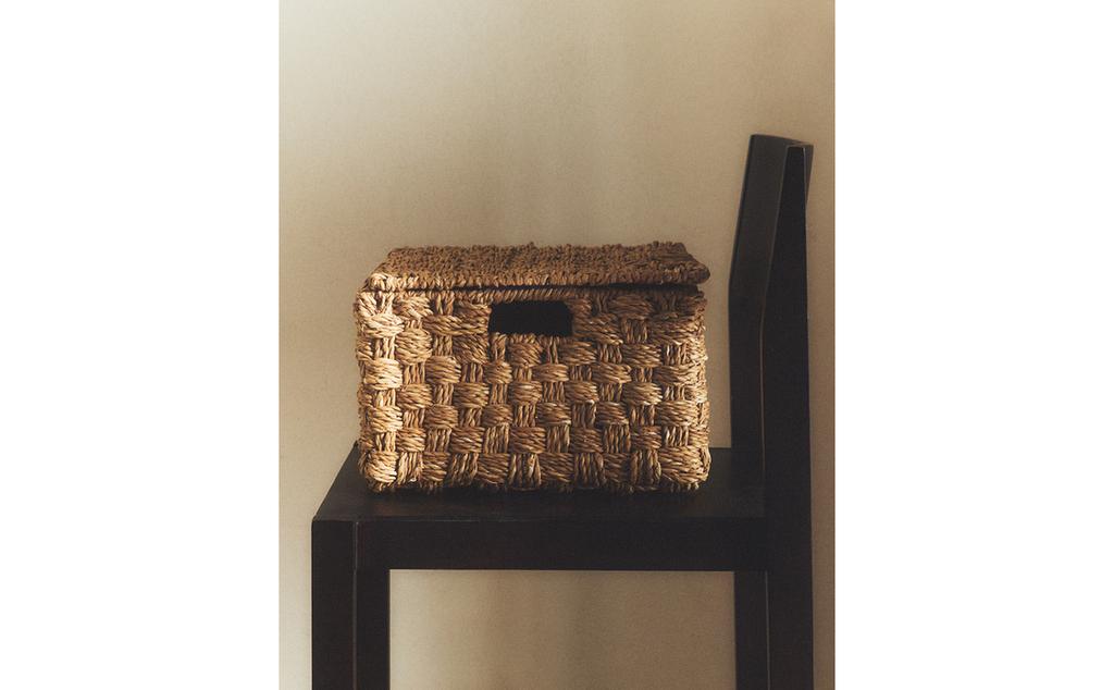 RECTANGULAR SEAGRASS BASKET WITH LID RECTANGULAR SEAGRASS BASKET WITH LID