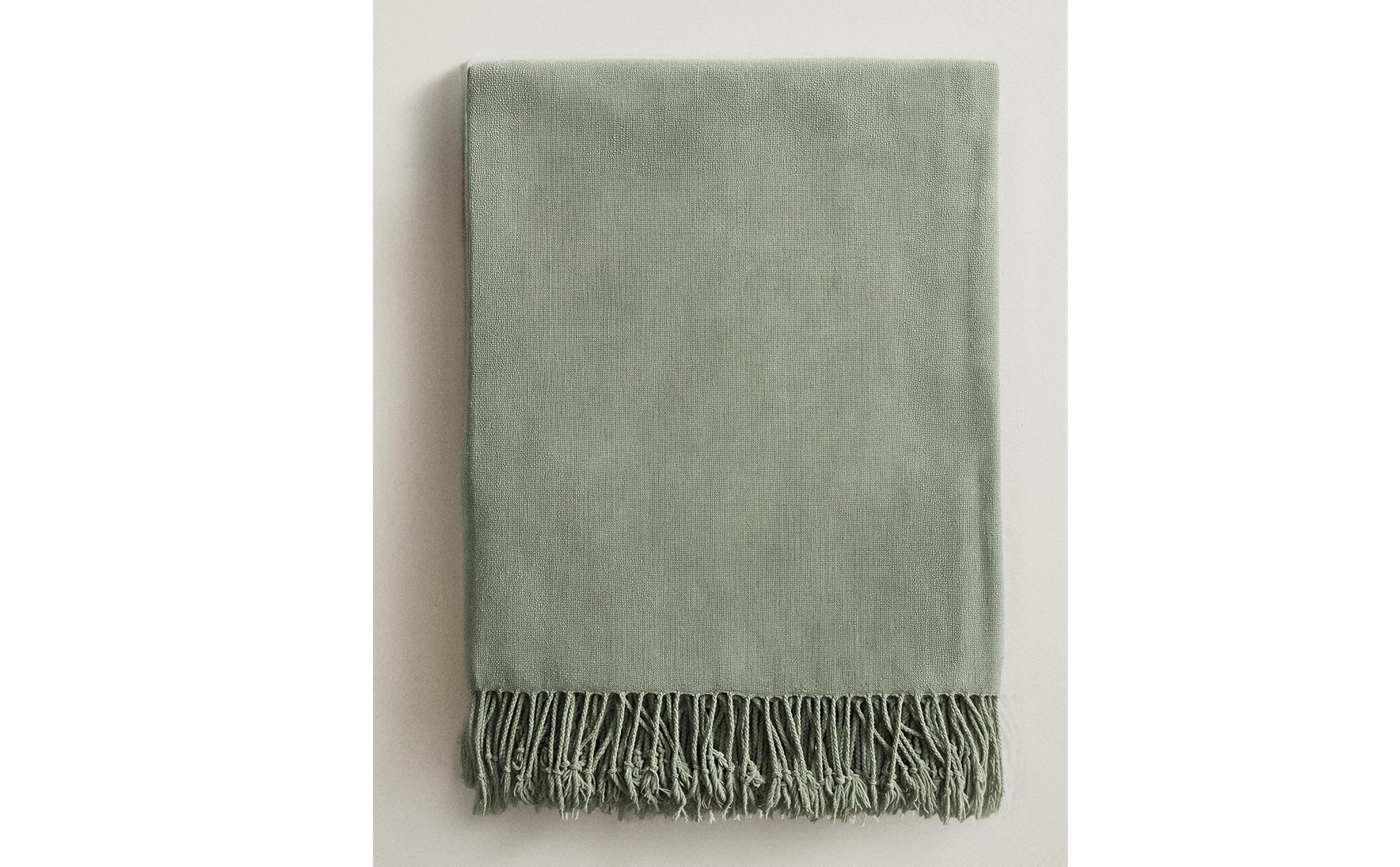 CHENILLE THROW product thumbnail 16