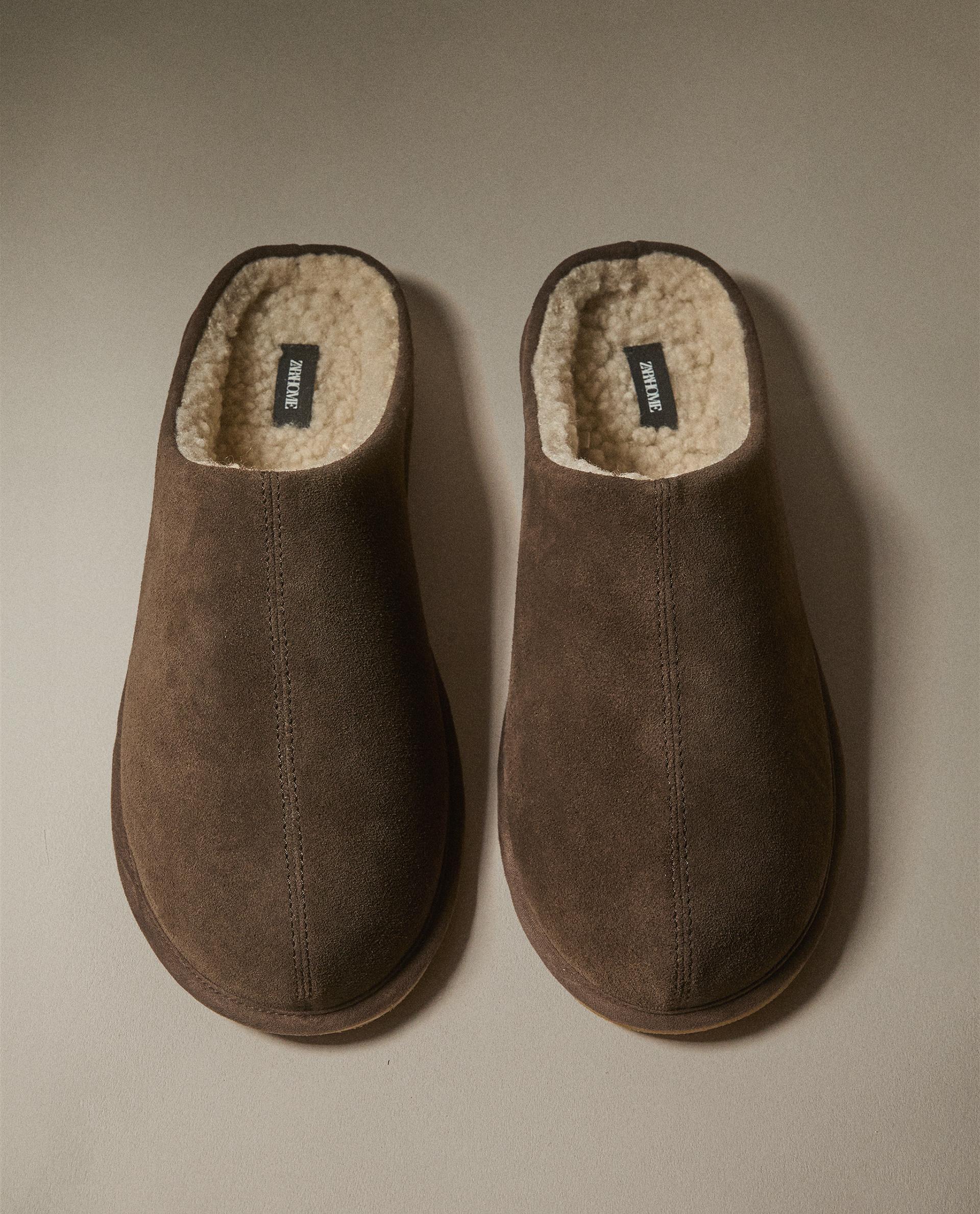 ZAPATILLA PIEL BORREGUITO Zara Home España