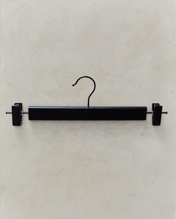 WOODEN SKIRT HANGER (SET OF 3) WOODEN SKIRT HANGER (SET OF 3)