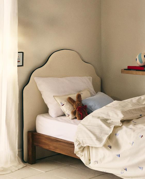 DYNE- OG PUDEBETRÆK TIL BØRN I BOMULD MED BÅDE