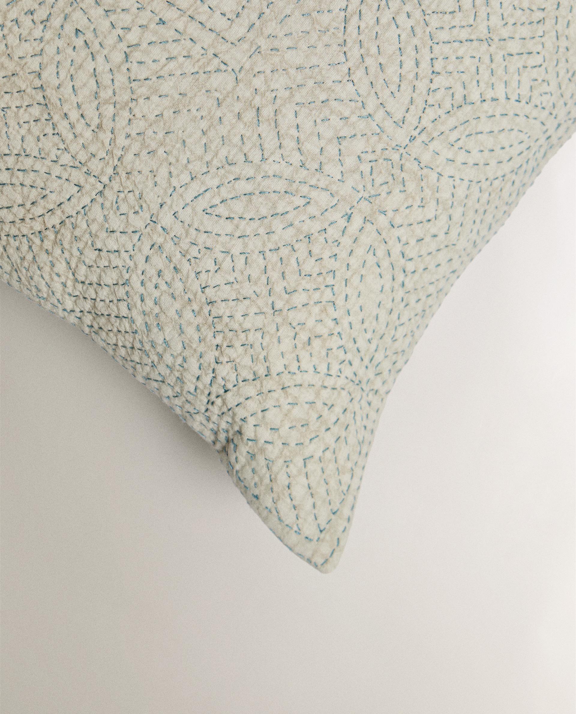刺繍 クッションカバー | Zara Home 日本/Japan