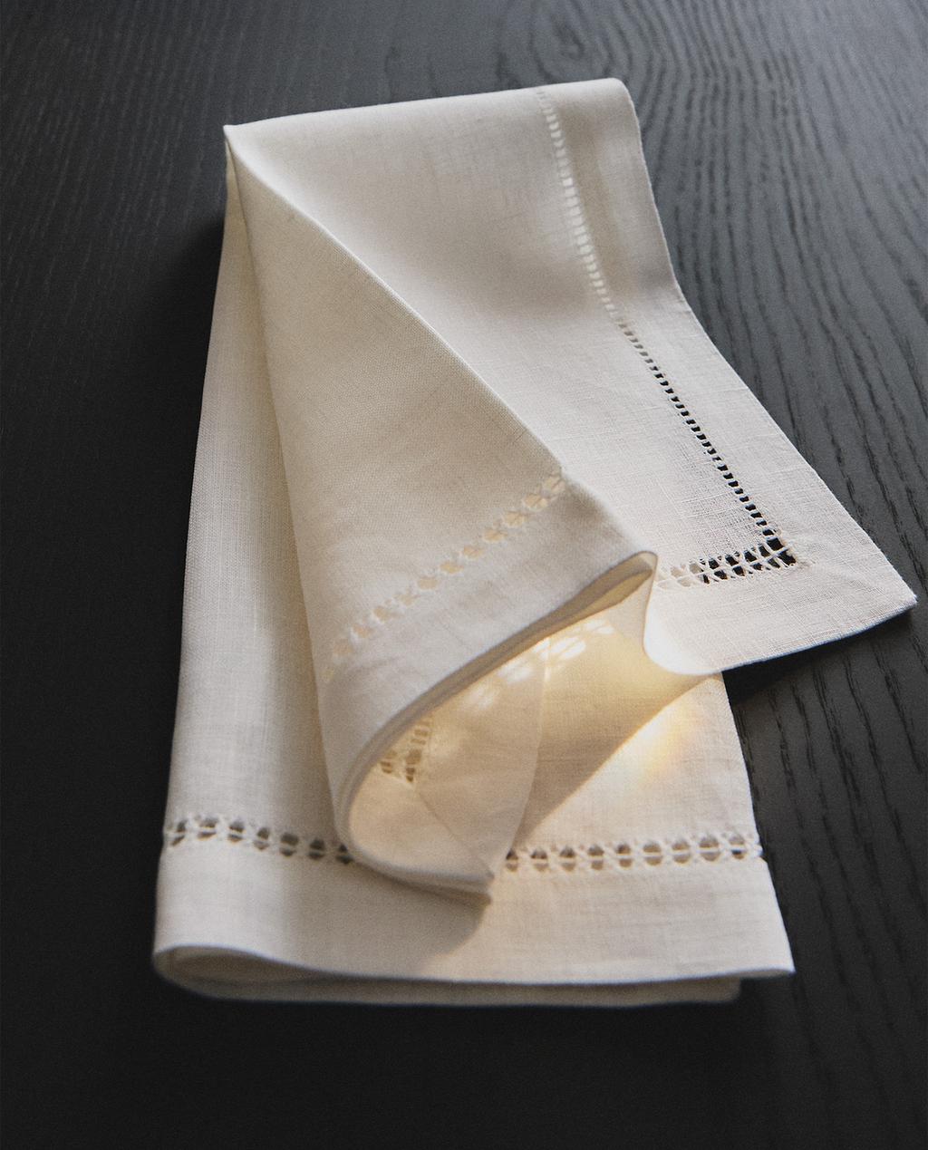 SERVIETTEN-PACKUNG MIT HOHLSAUMSTICKEREI (2ER-PACK)