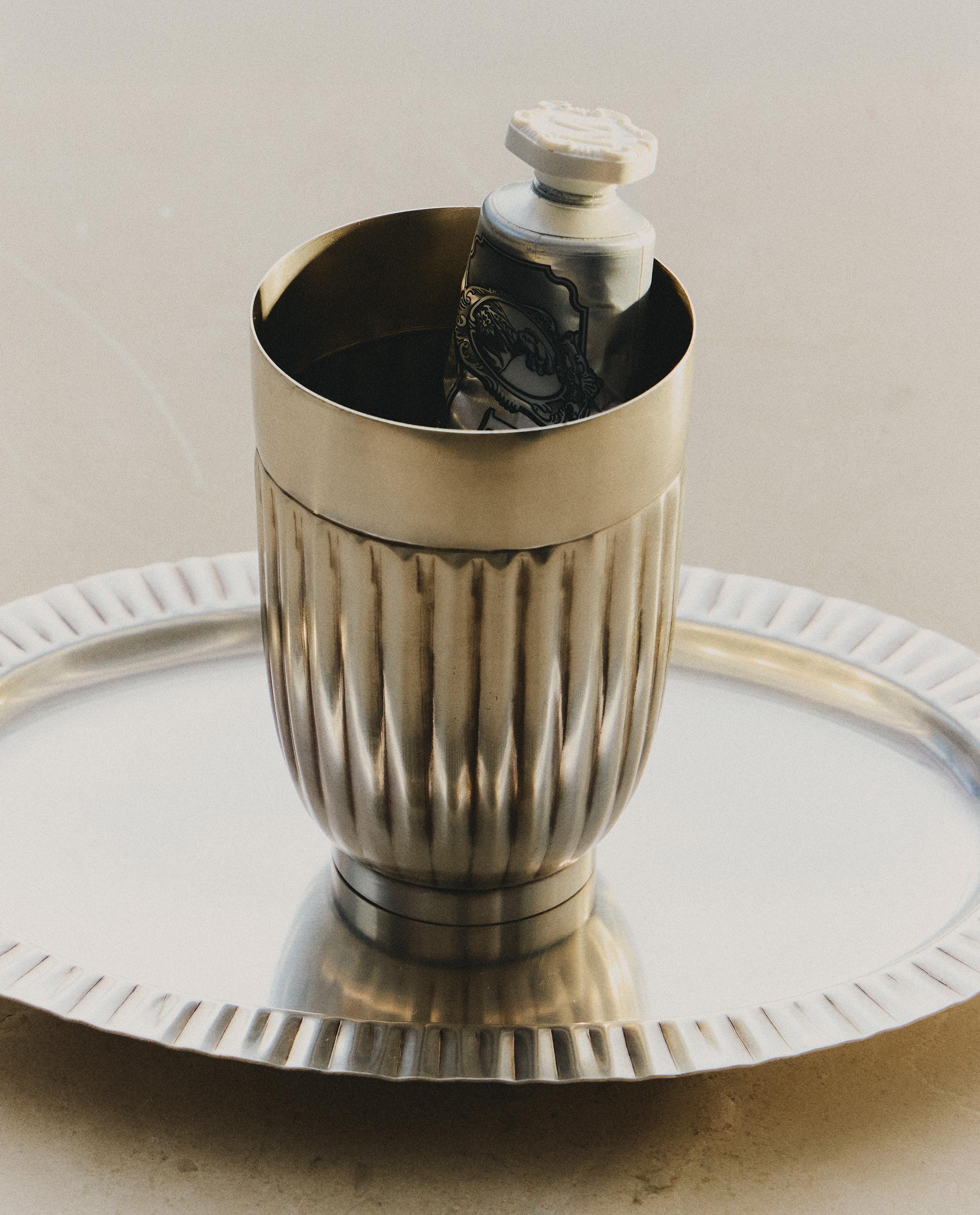 WAVY METAL BATHROOM SET product thumbnail 12