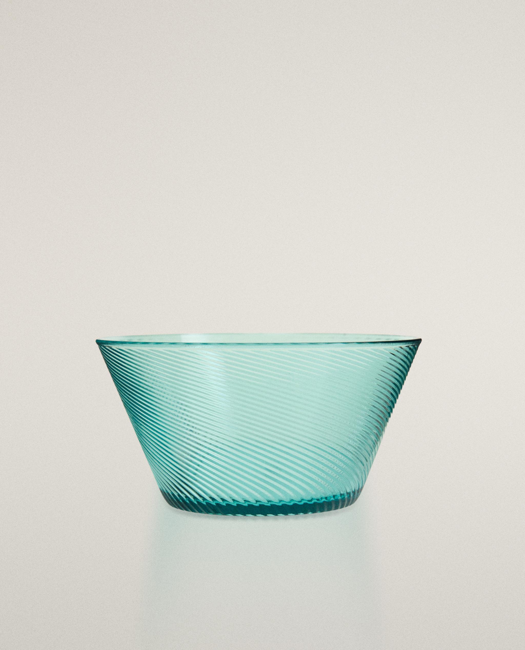 ACRYLIC BOWL WITH LINES product thumbnail 5