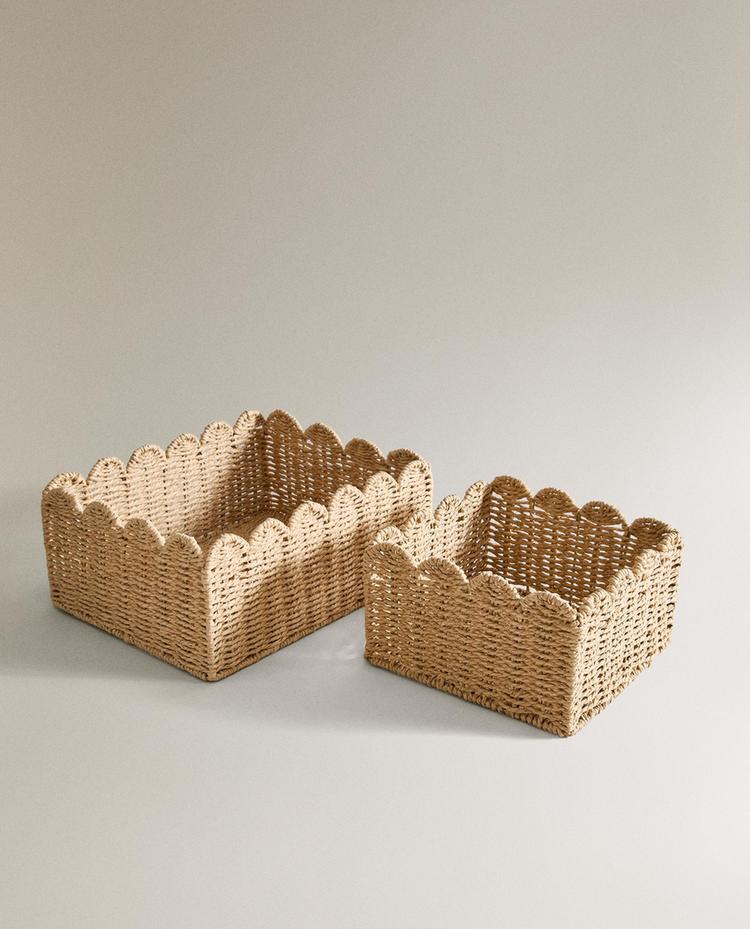 SMALL SCALLOPED BASKET