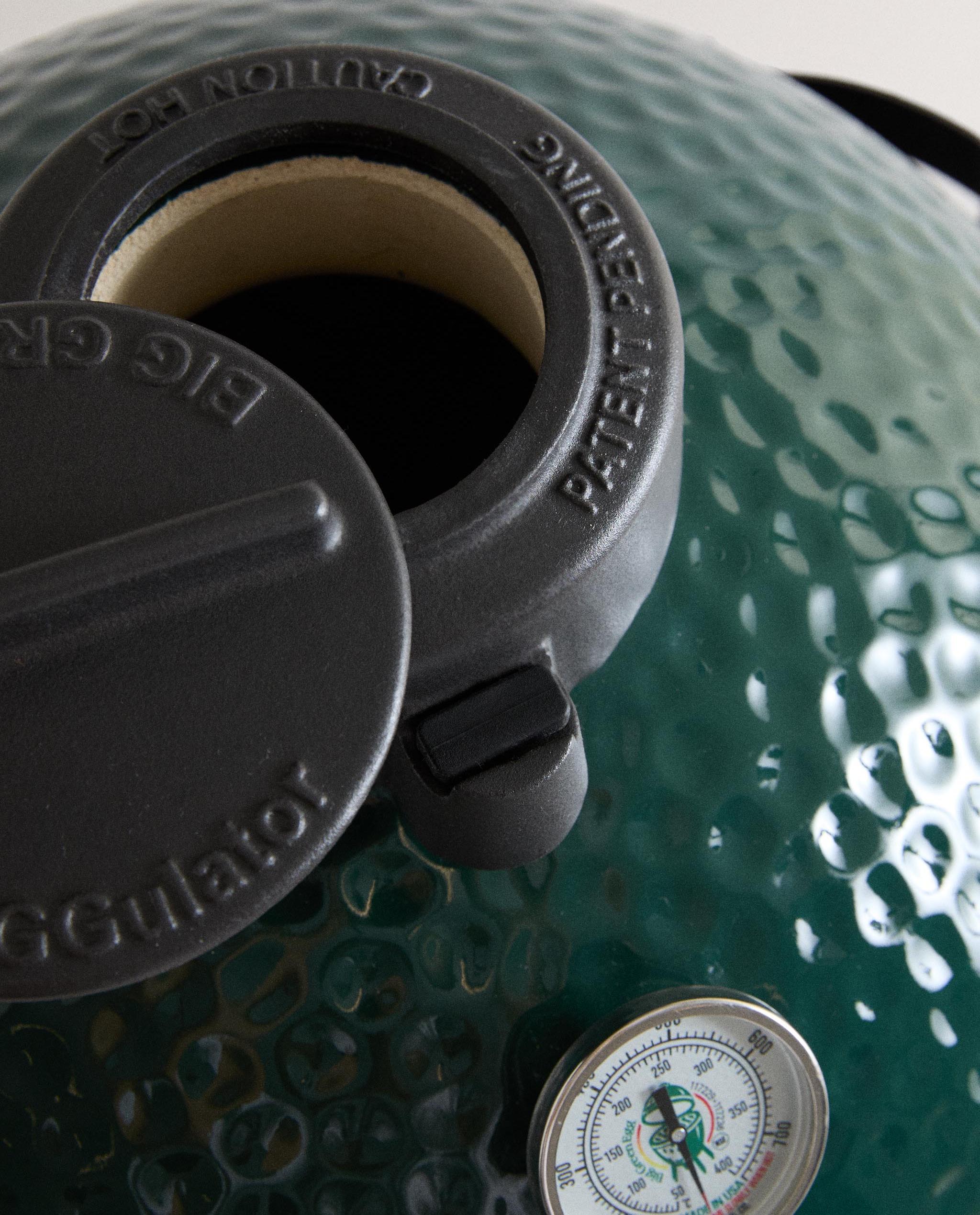 BIG GREEN EGG COMPACT BARBECUE product thumbnail 3