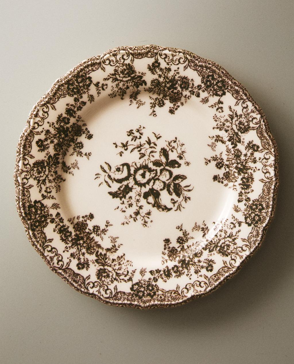 FLORAL EARTHENWARE DINNER PLATE