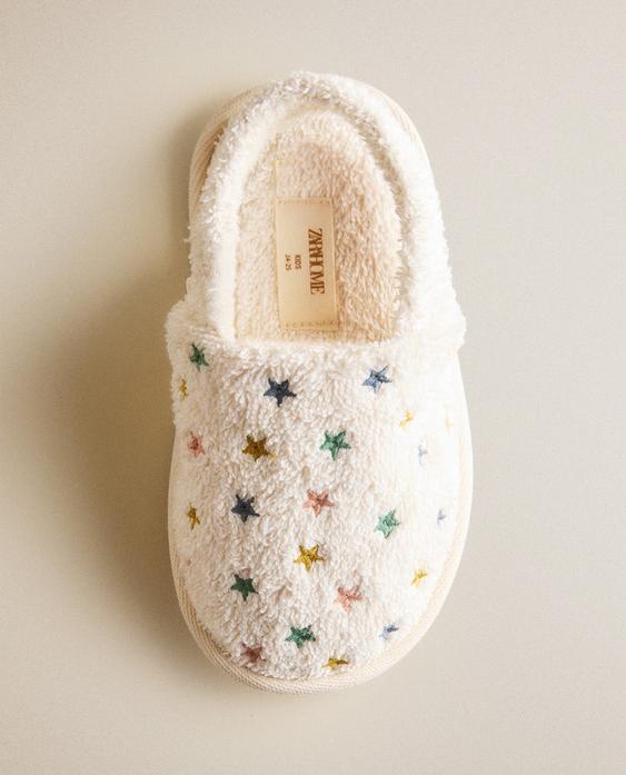 CHINELO INFANTIL TOALHA DE BANHO COM ESTRELAS CHINELO INFANTIL TOALHA DE BANHO COM ESTRELAS