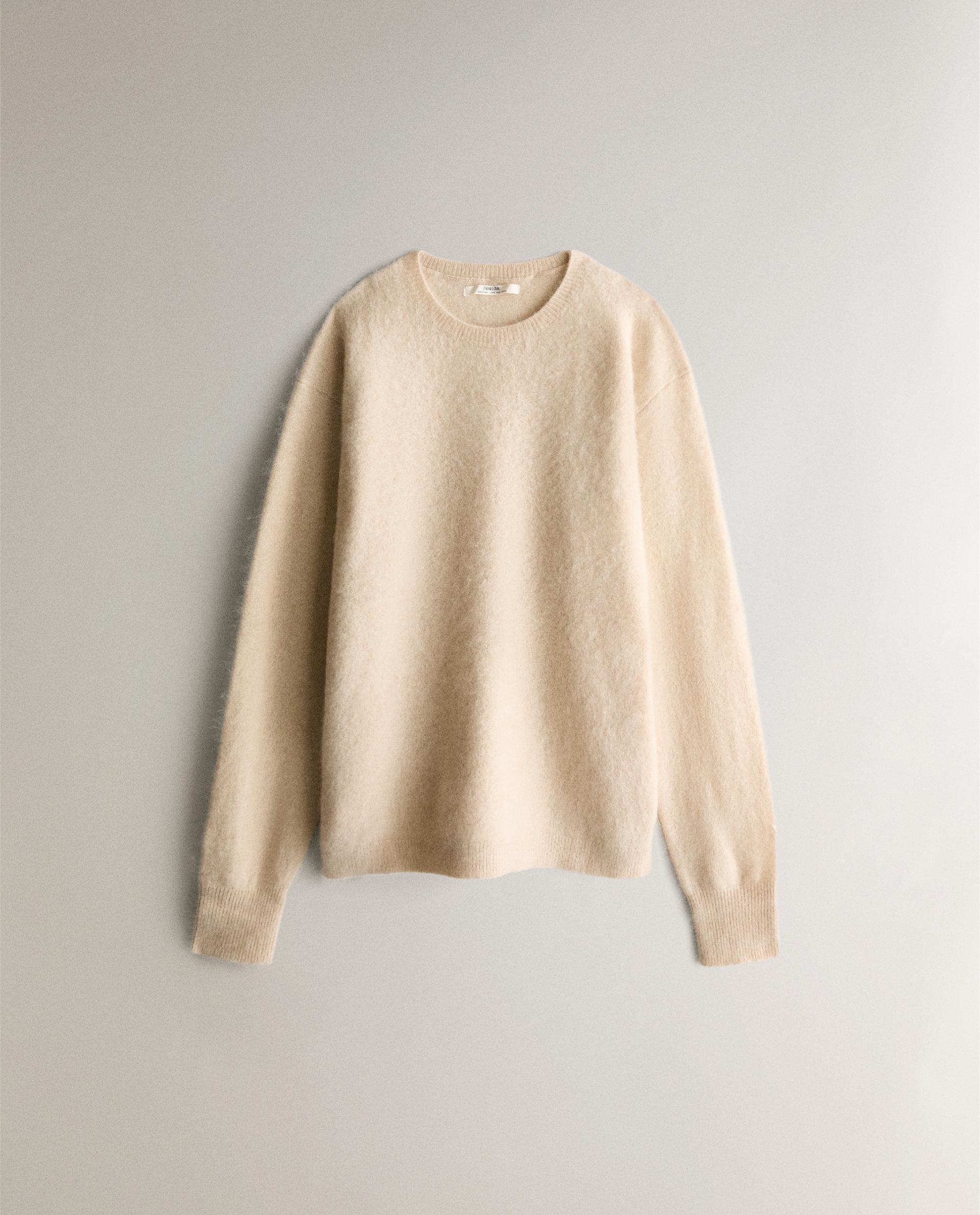 CASHMERE SWEATER